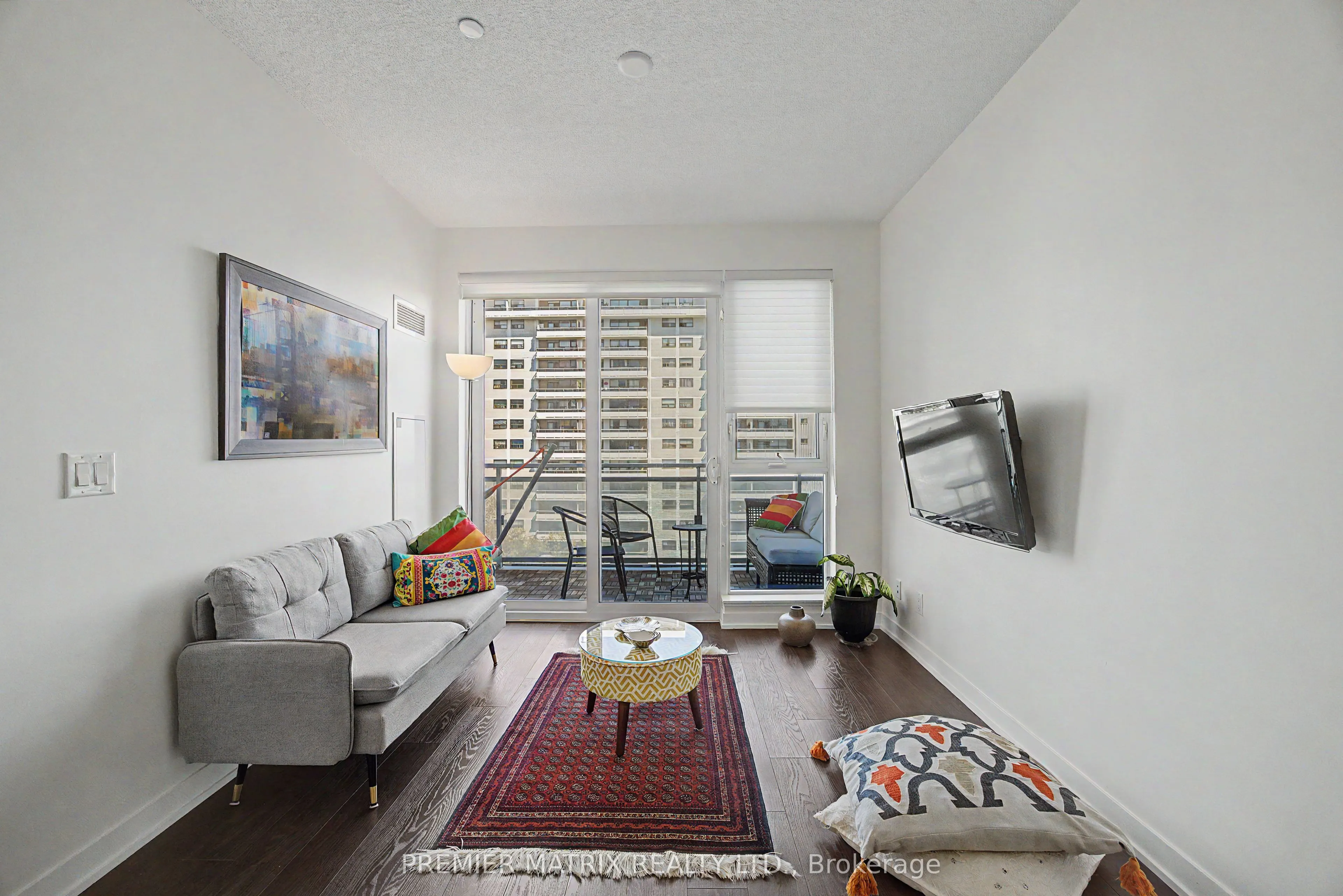 1830 Bloor Street W #930