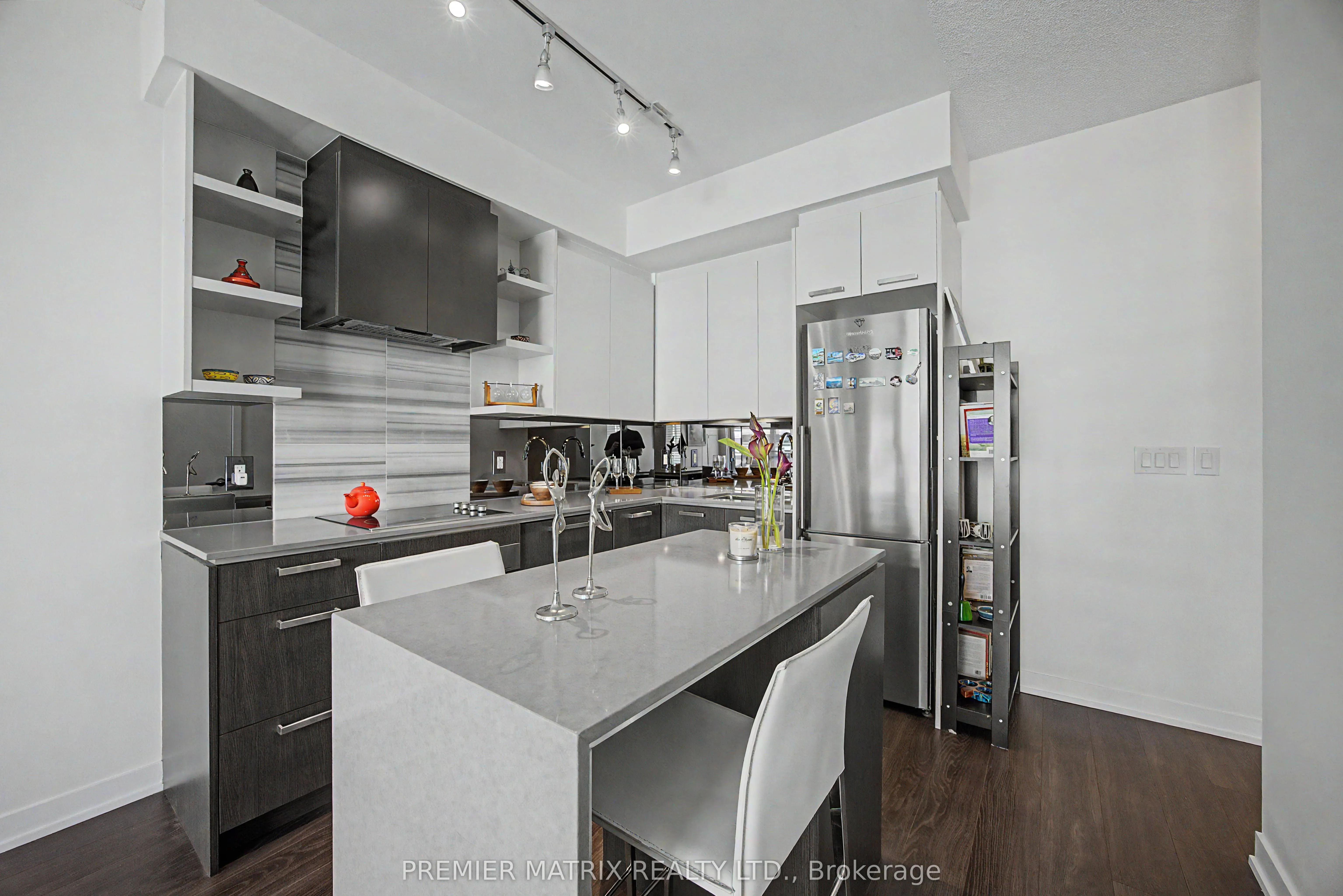 1830 Bloor Street W #930
