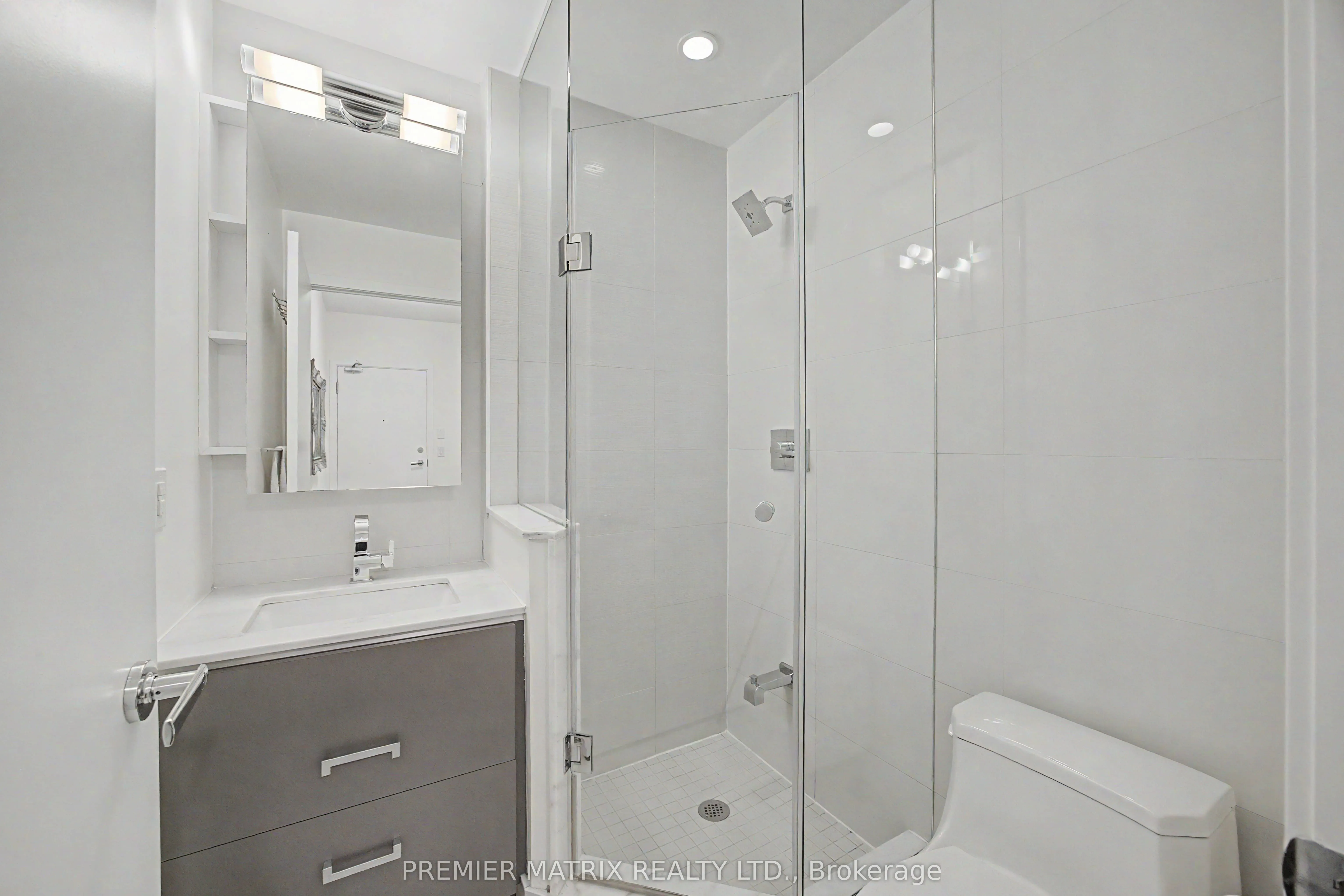 1830 Bloor Street W #930