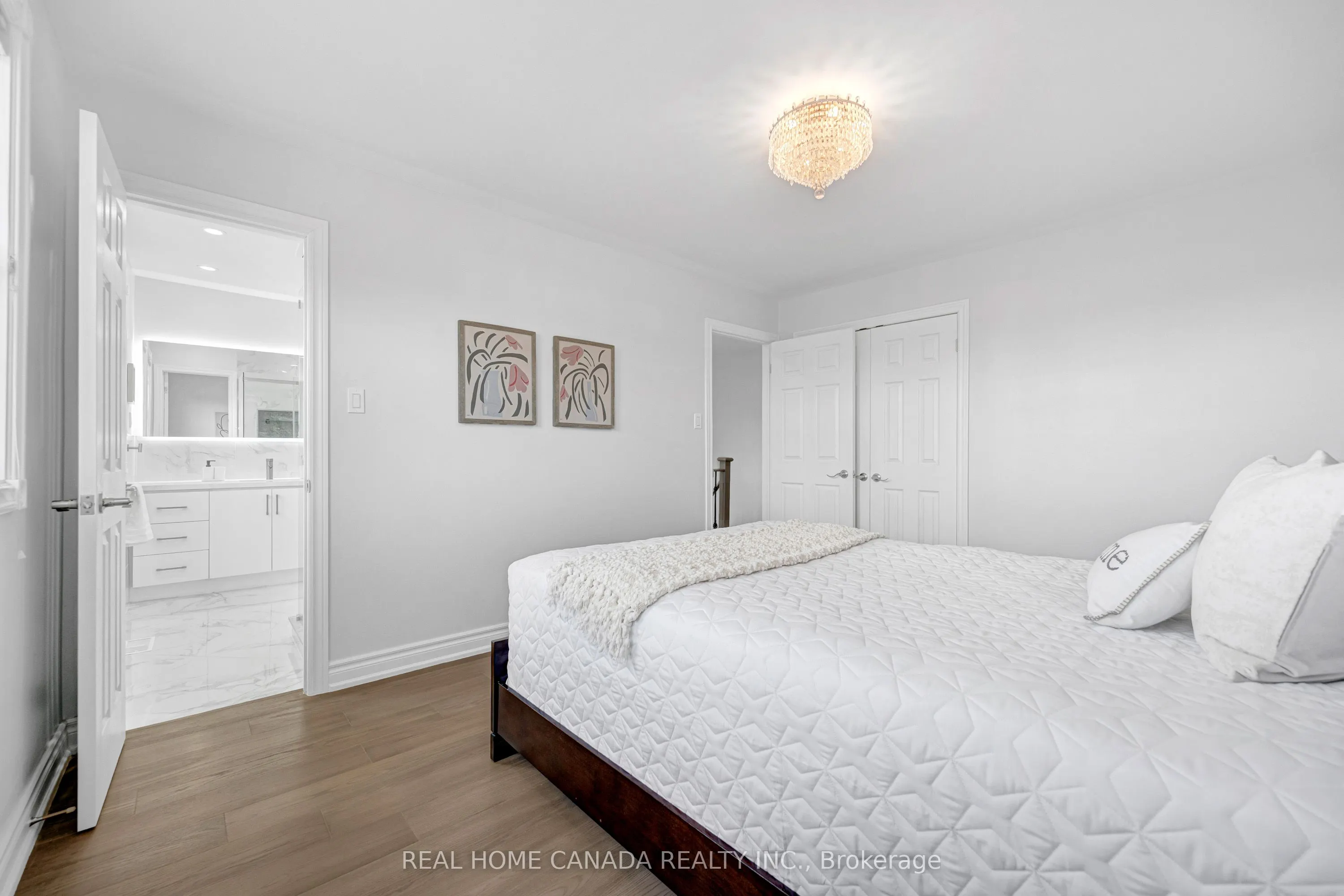 5315 Huntingfield Drive