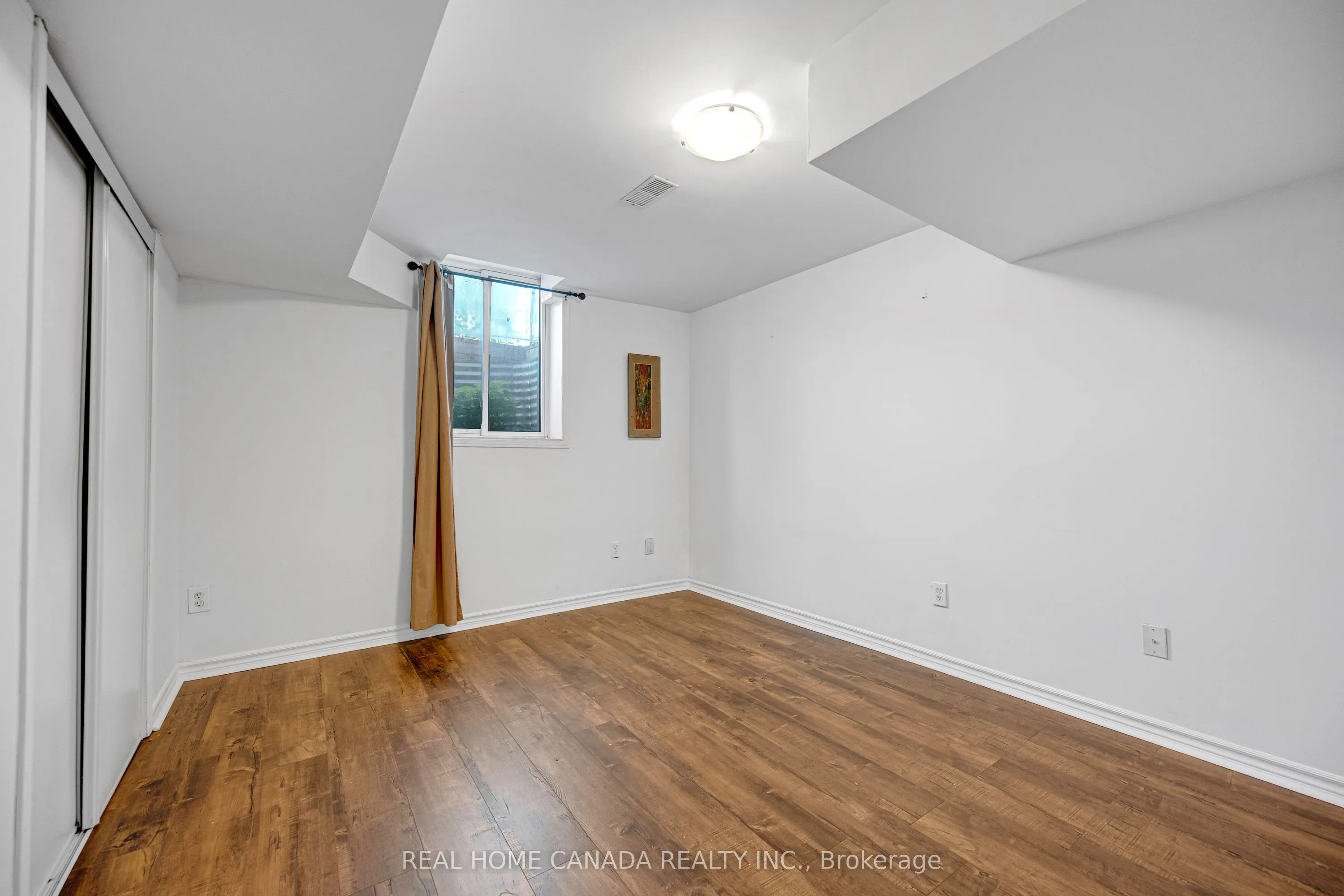 5315 Huntingfield Drive