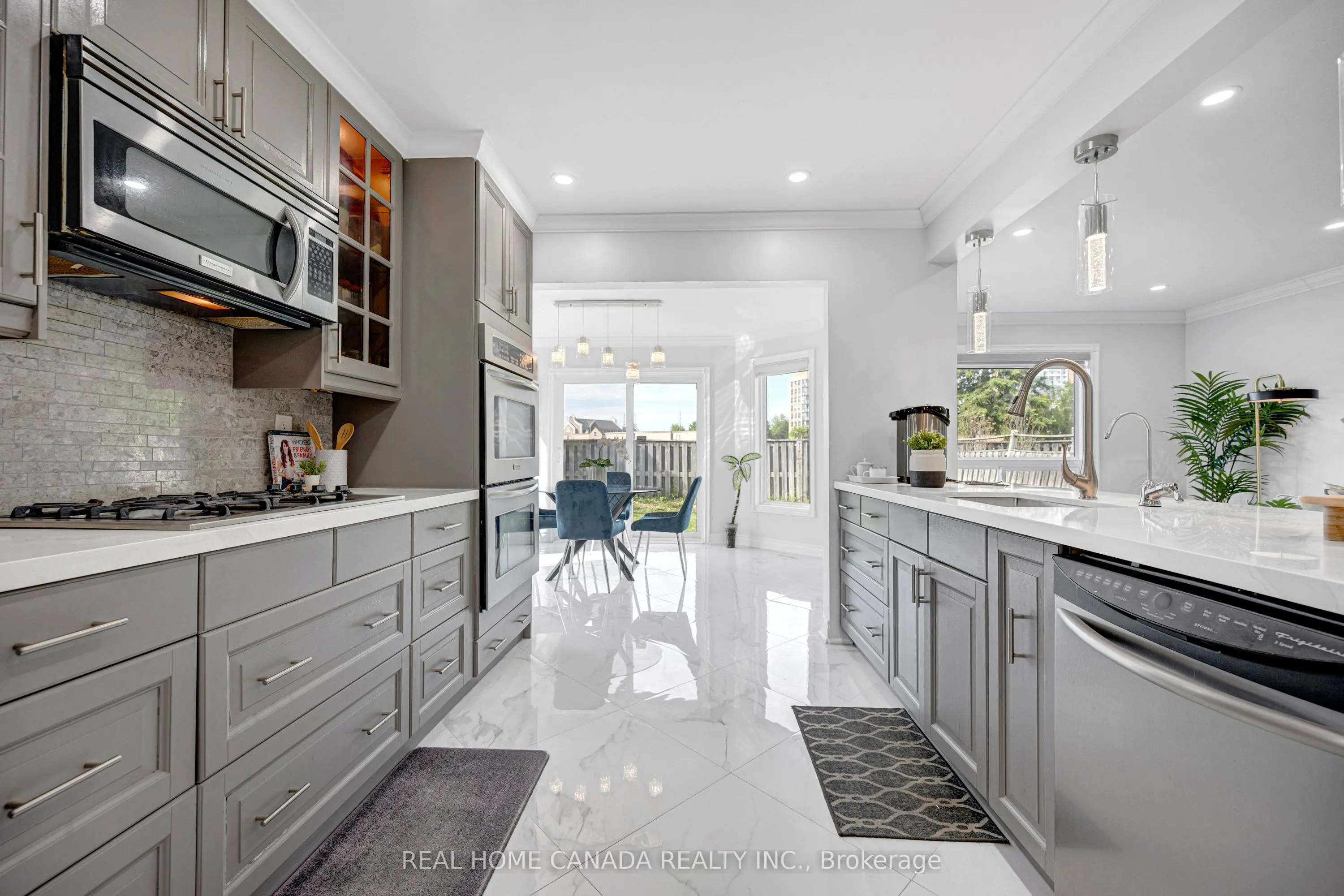 5315 Huntingfield Drive