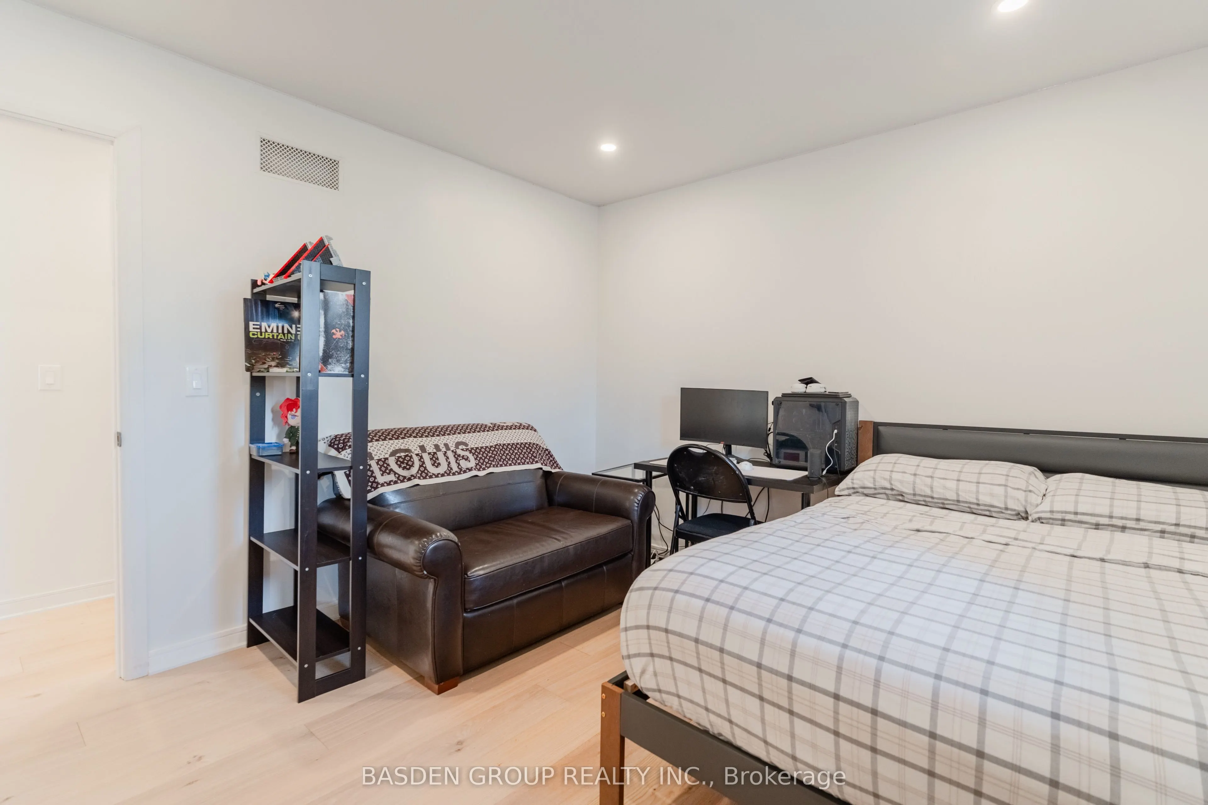21 Mayberry Road