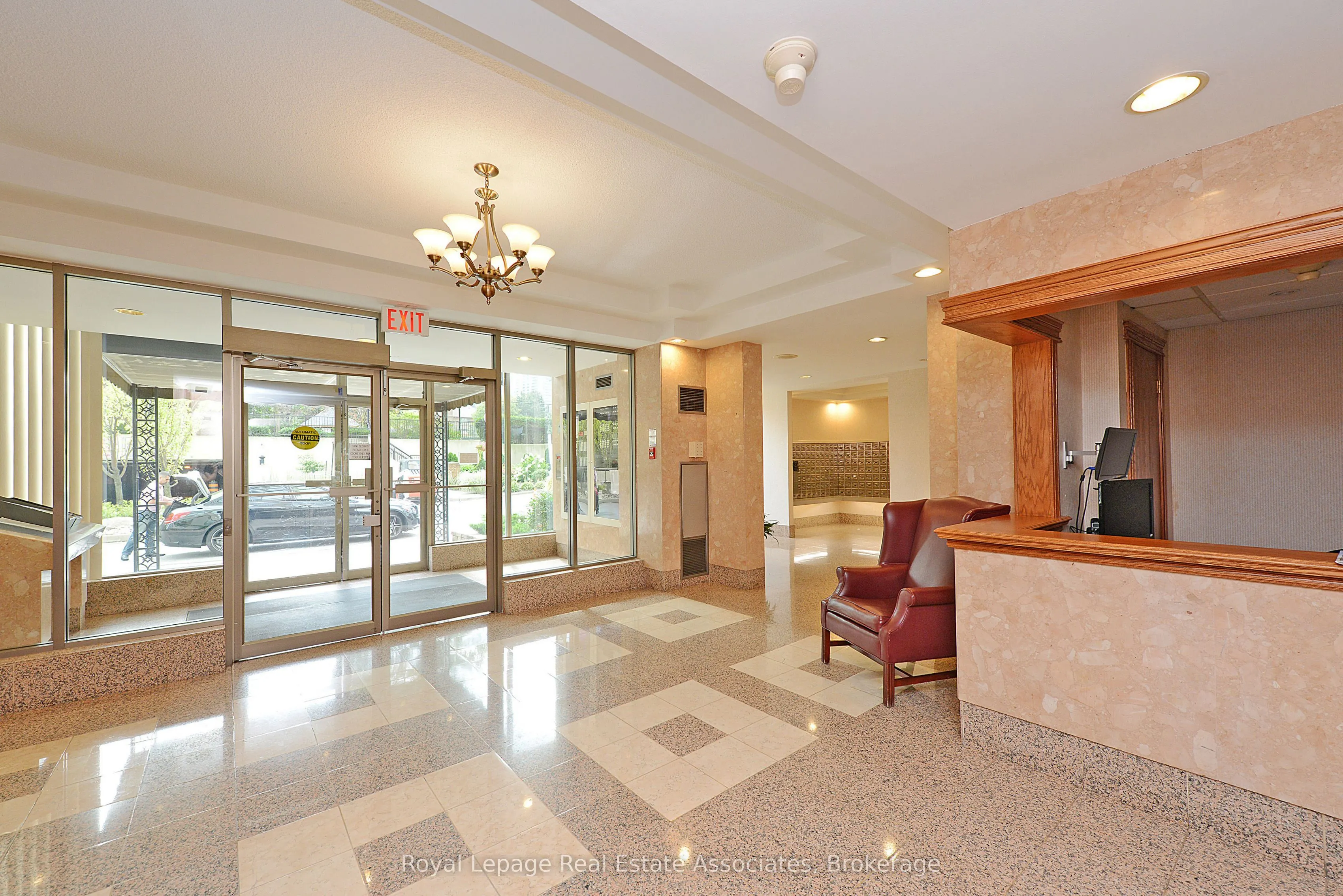 55 Elm Drive W #501
