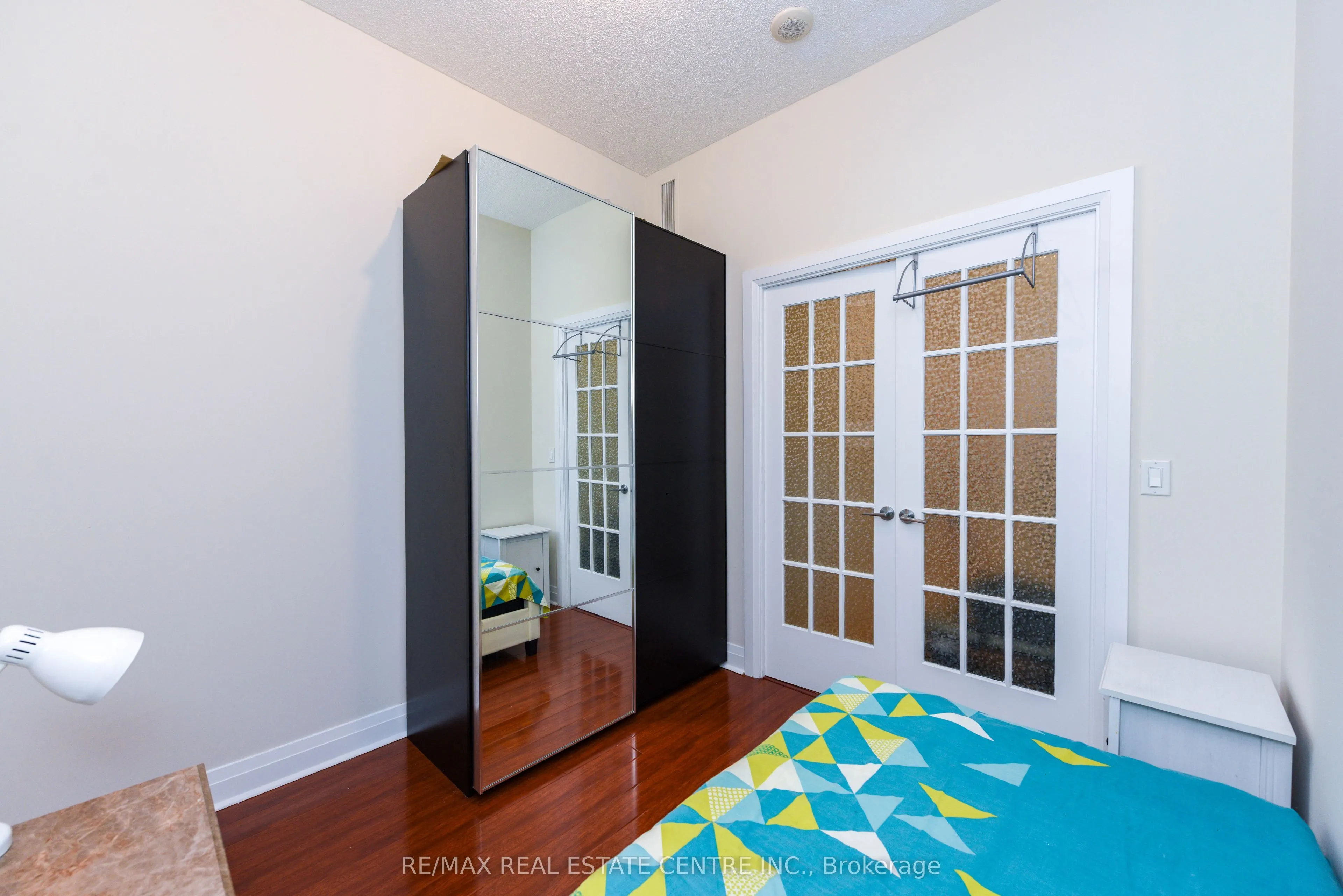 90 Absolute Avenue #2605