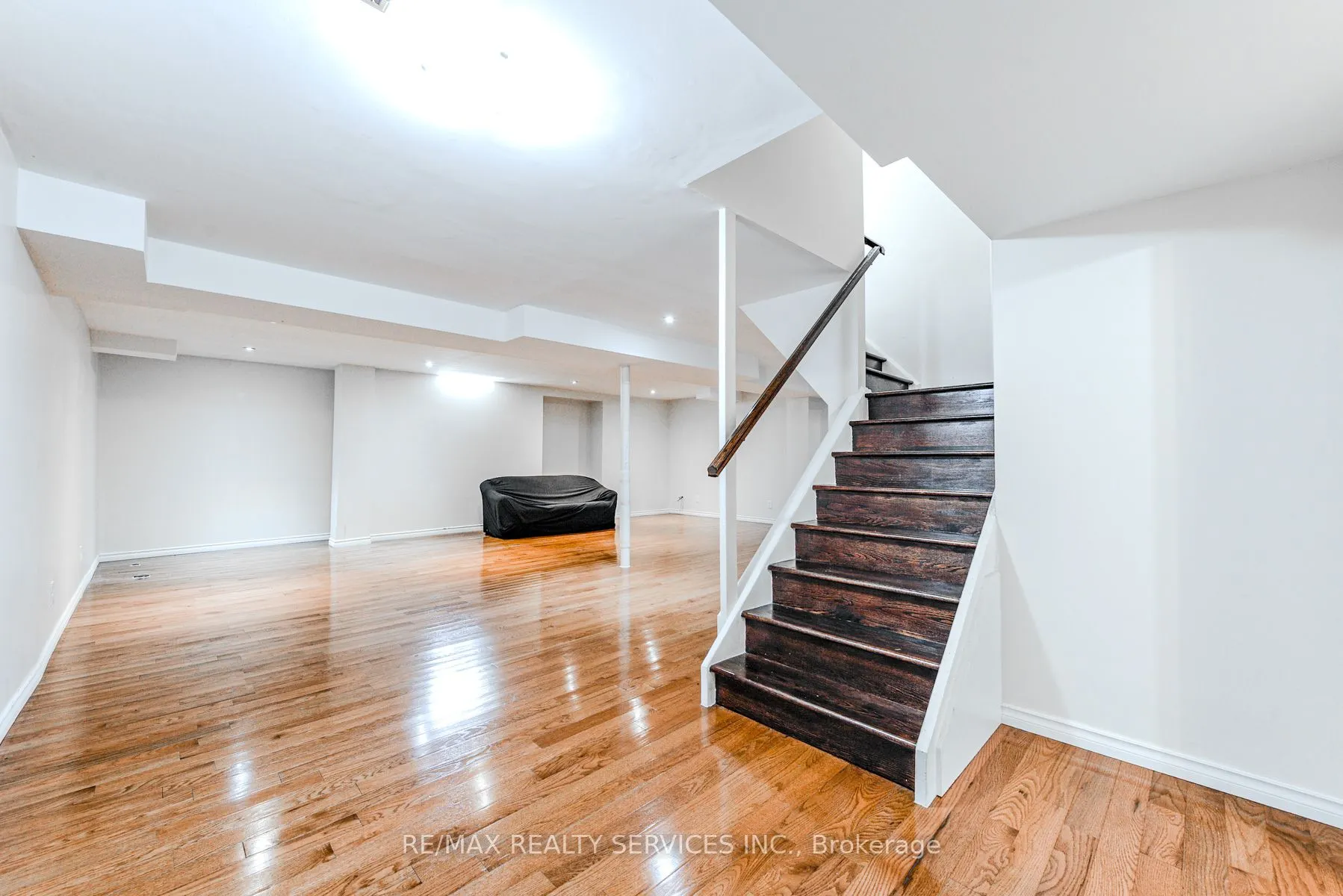 10 St Mark Place