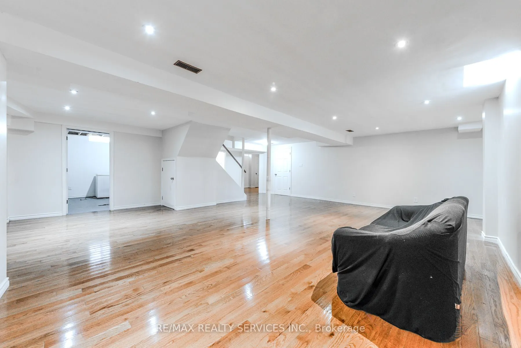 10 St Mark Place