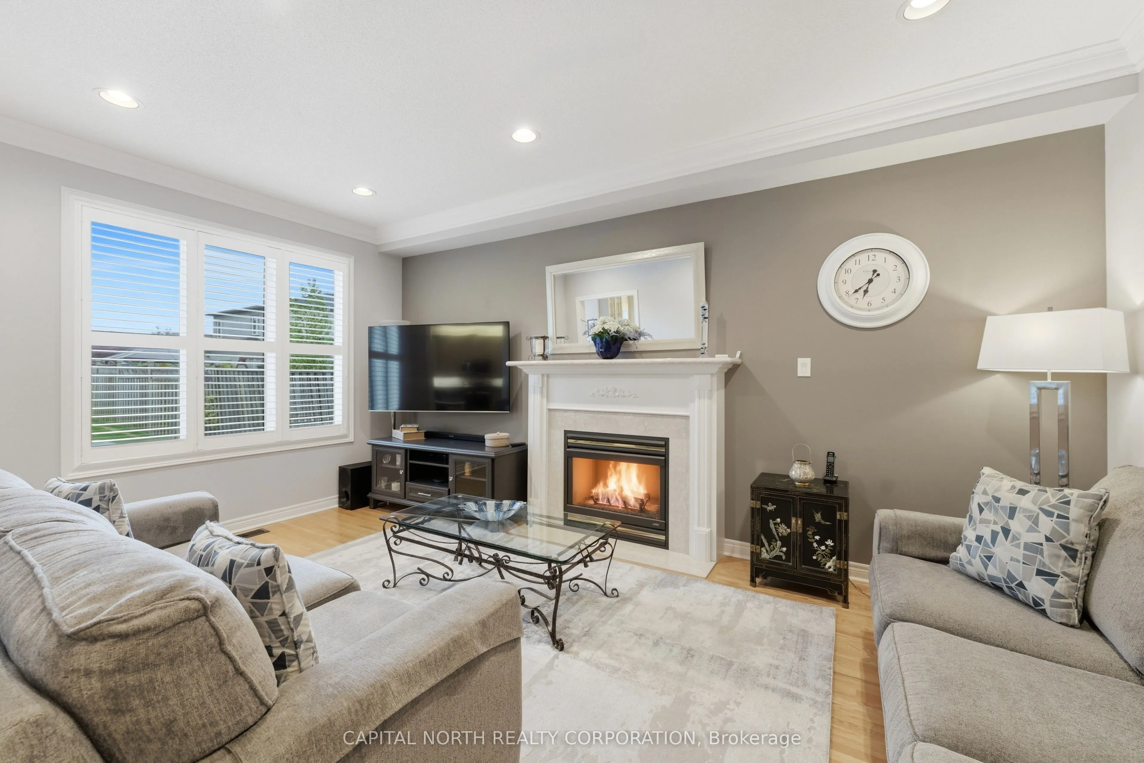 6 Veerland Drive