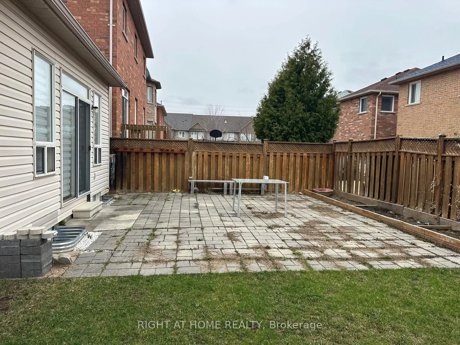 1015 Mccuaig Drive