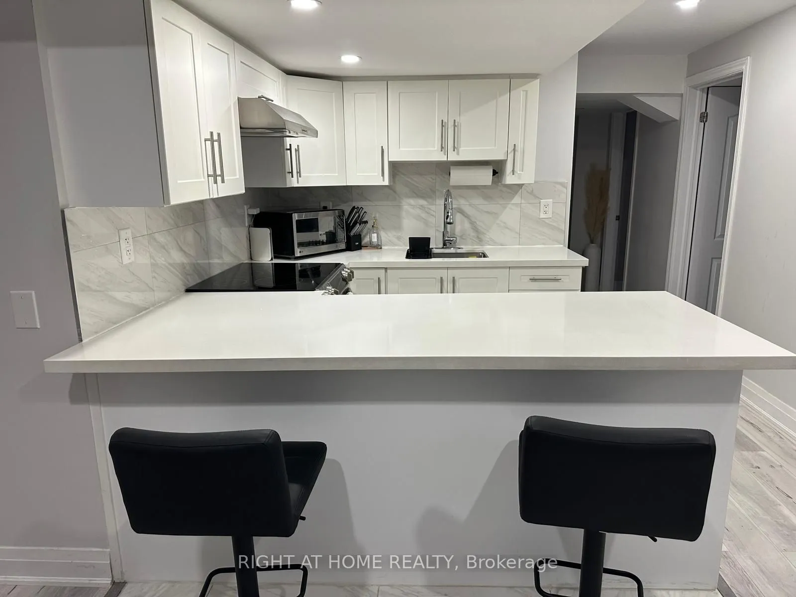 1015 Mccuaig Drive