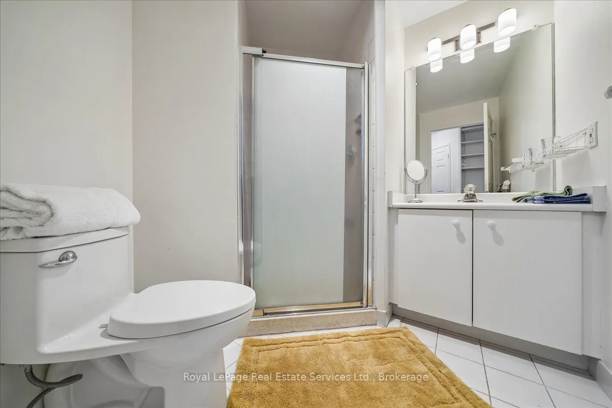 2511 Lakeshore Road W #405
