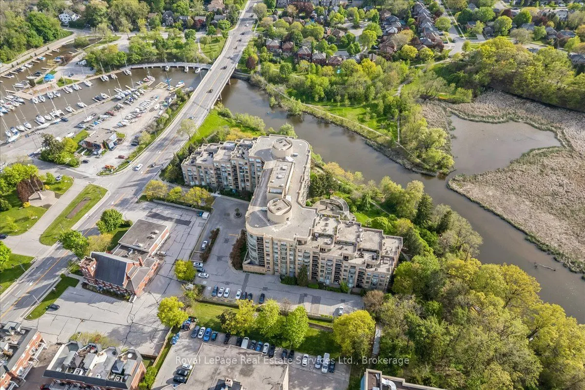 2511 Lakeshore Road W #405