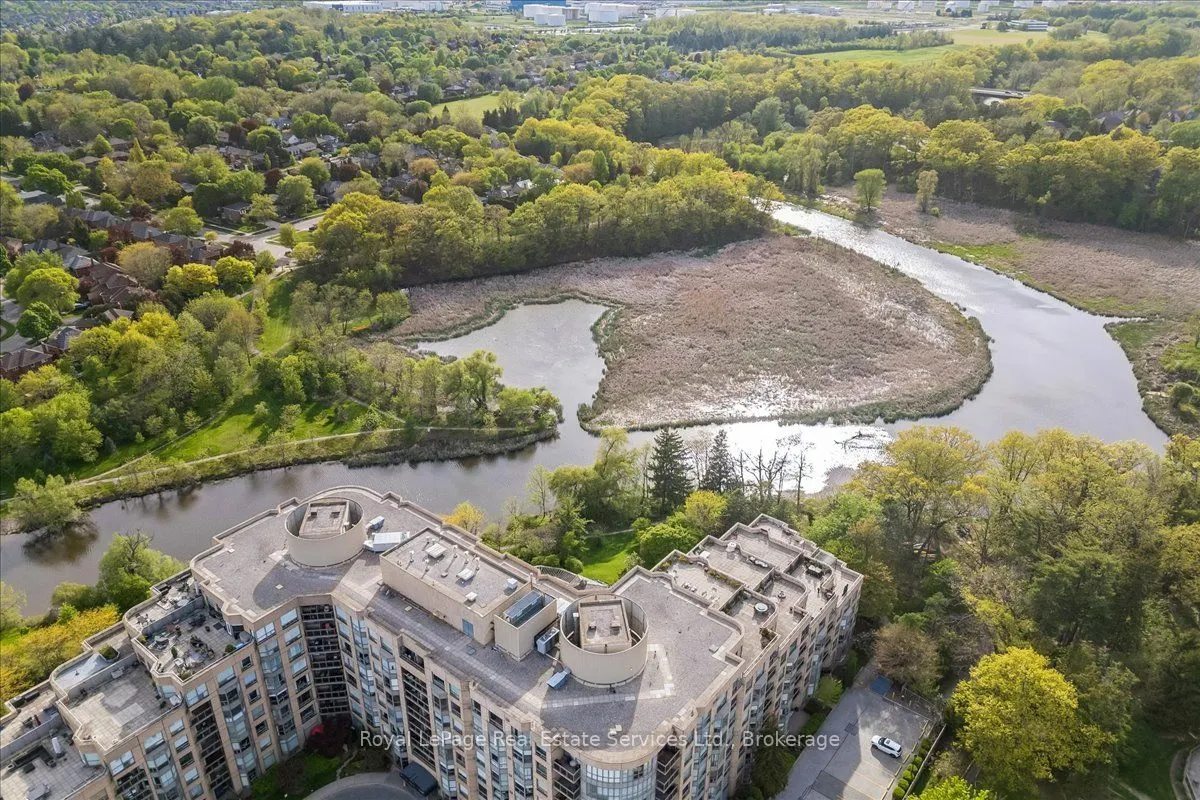 2511 Lakeshore Road W #405