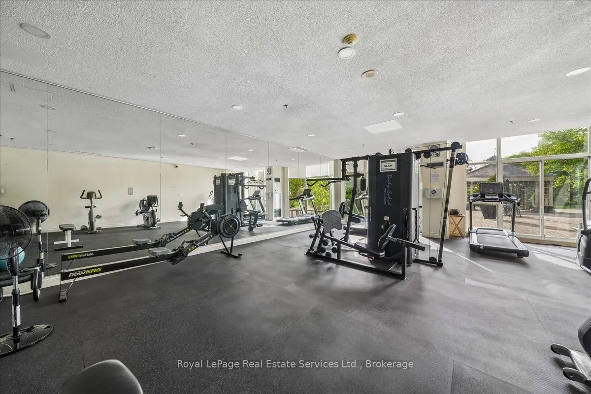 2511 Lakeshore Road W #405