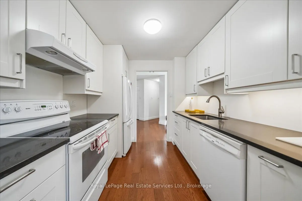 2511 Lakeshore Road W #405
