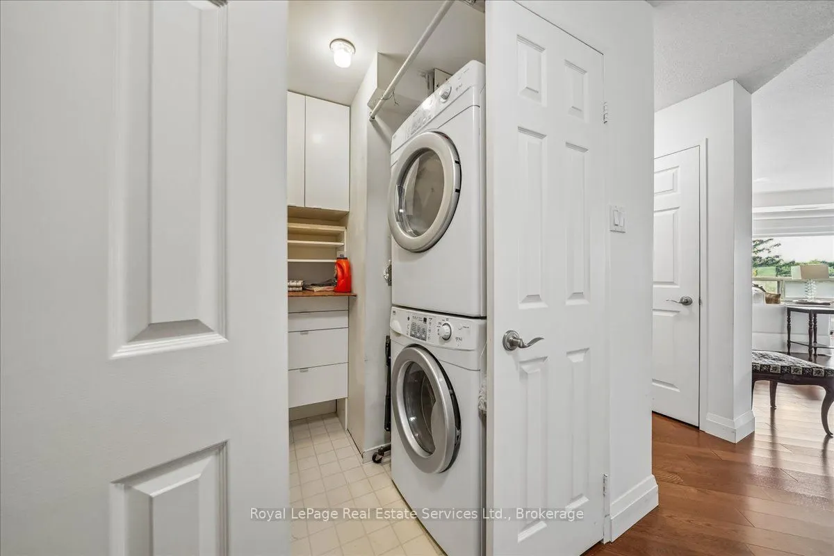 2511 Lakeshore Road W #405