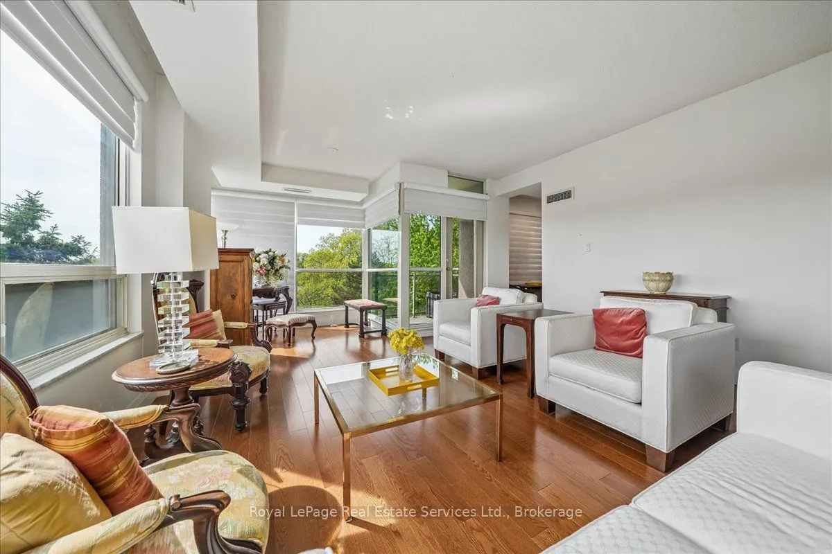2511 Lakeshore Road W #405
