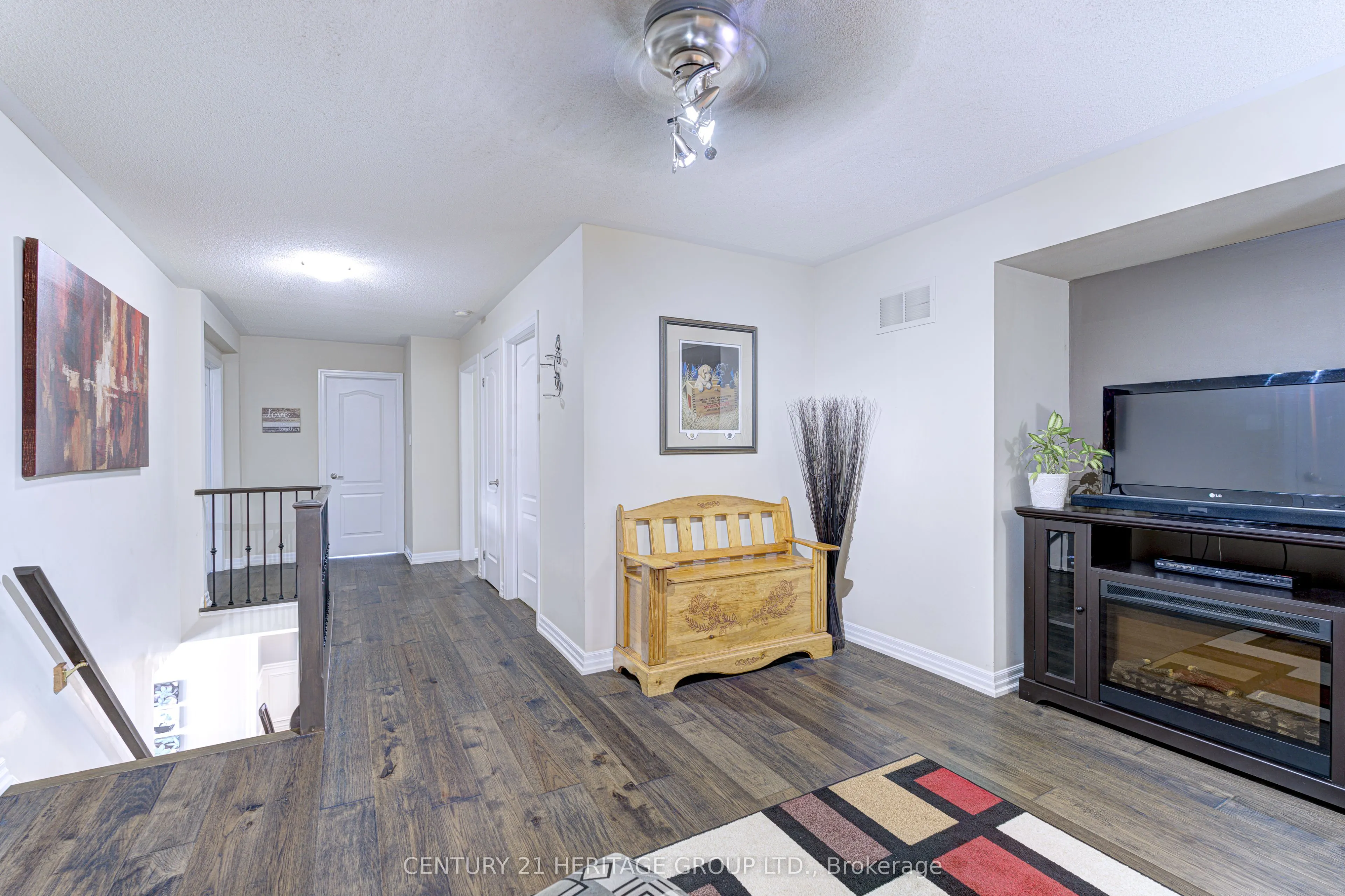 1406 Marshall Crescent