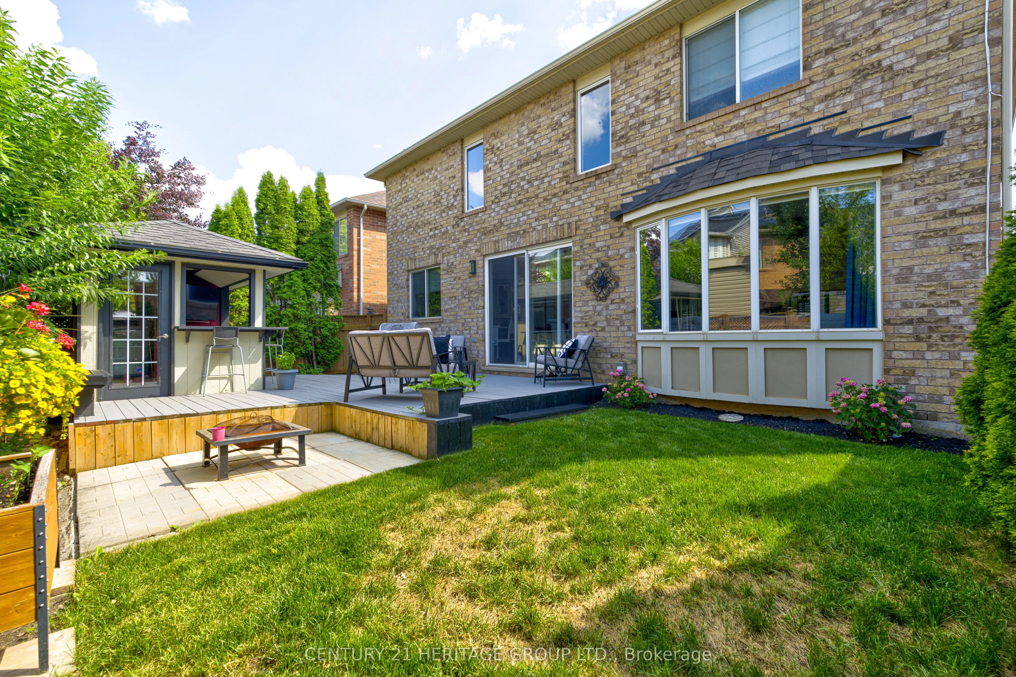 1406 Marshall Crescent
