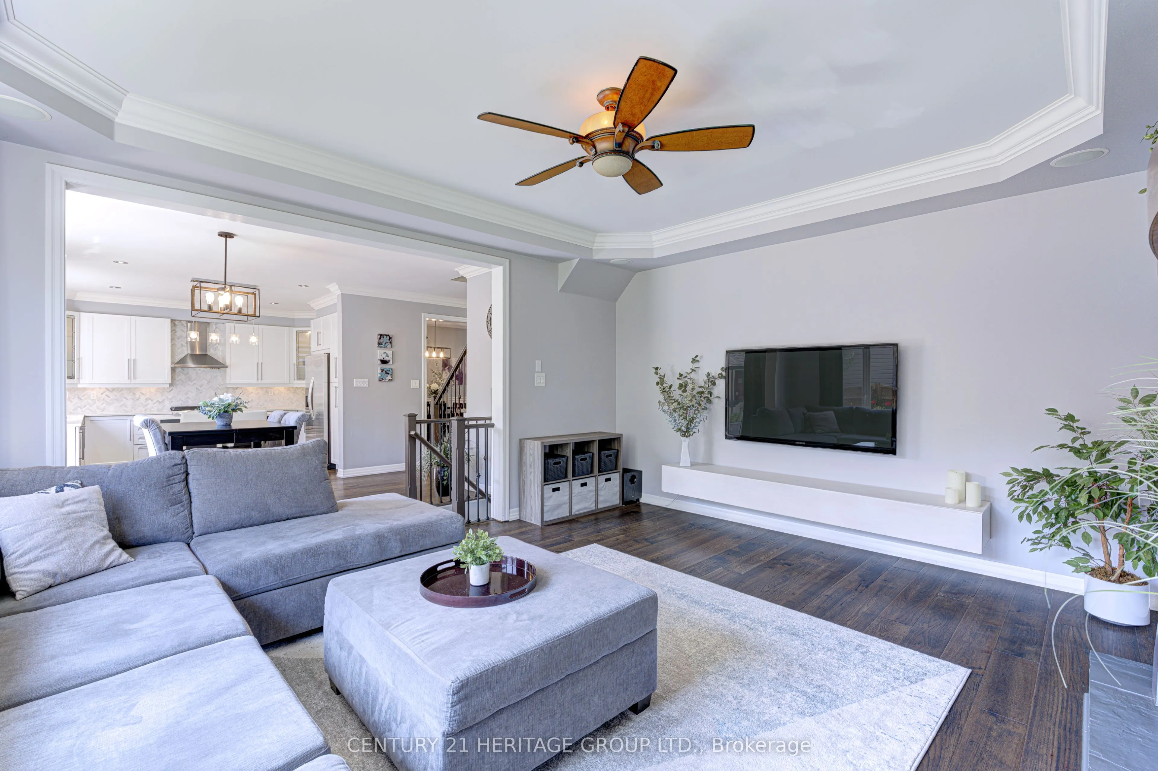 1406 Marshall Crescent