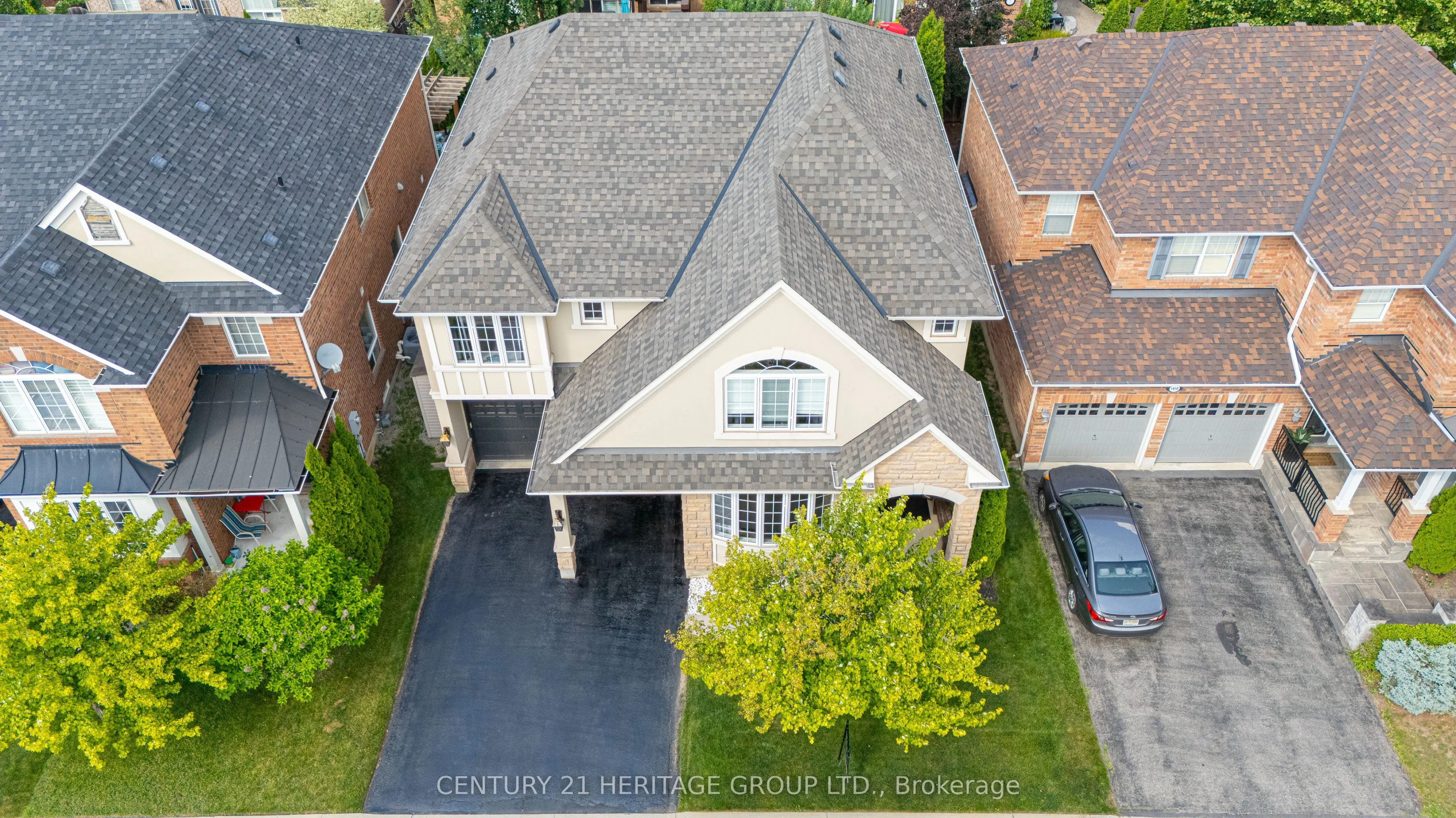 1406 Marshall Crescent