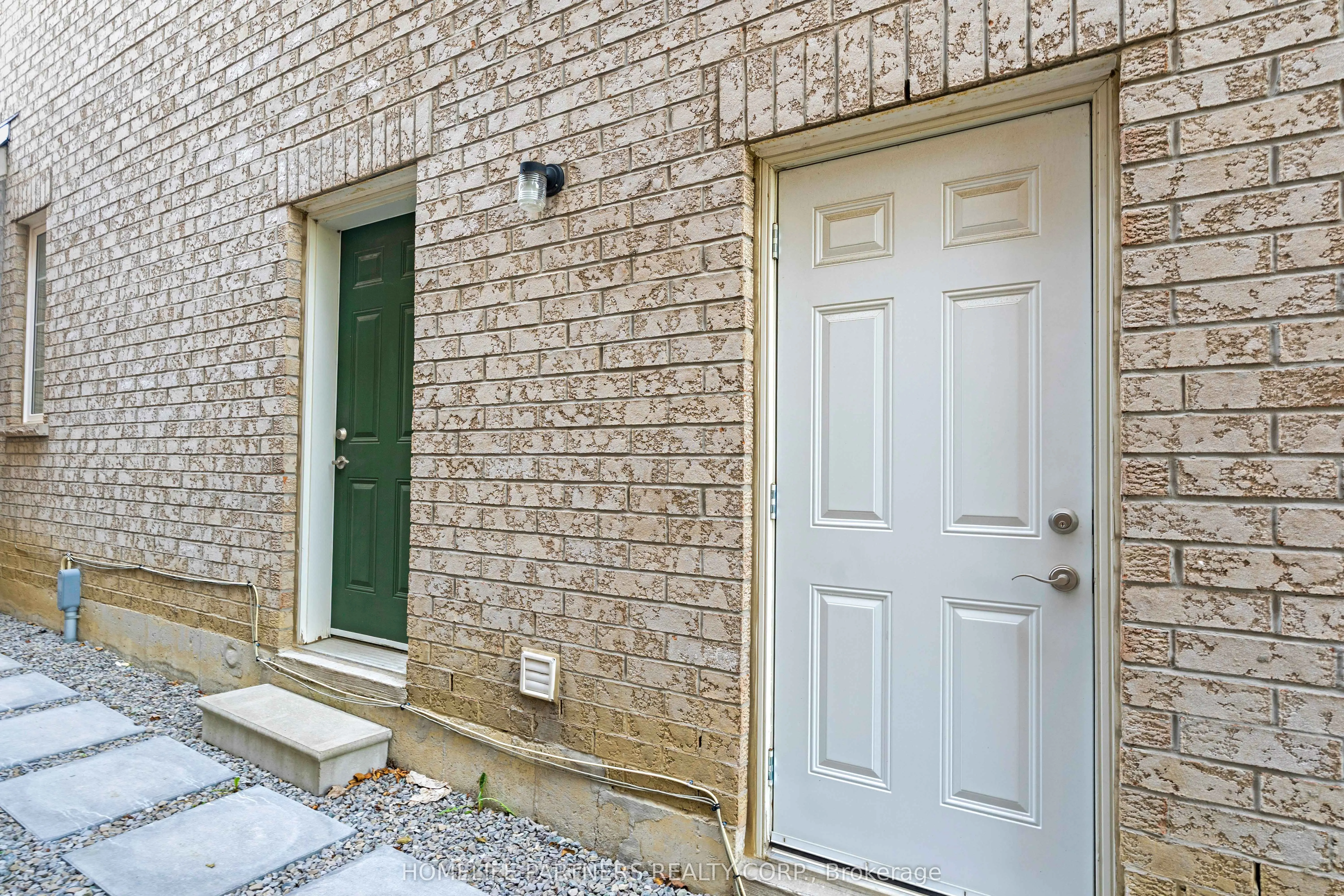 15 Oakhaven Road