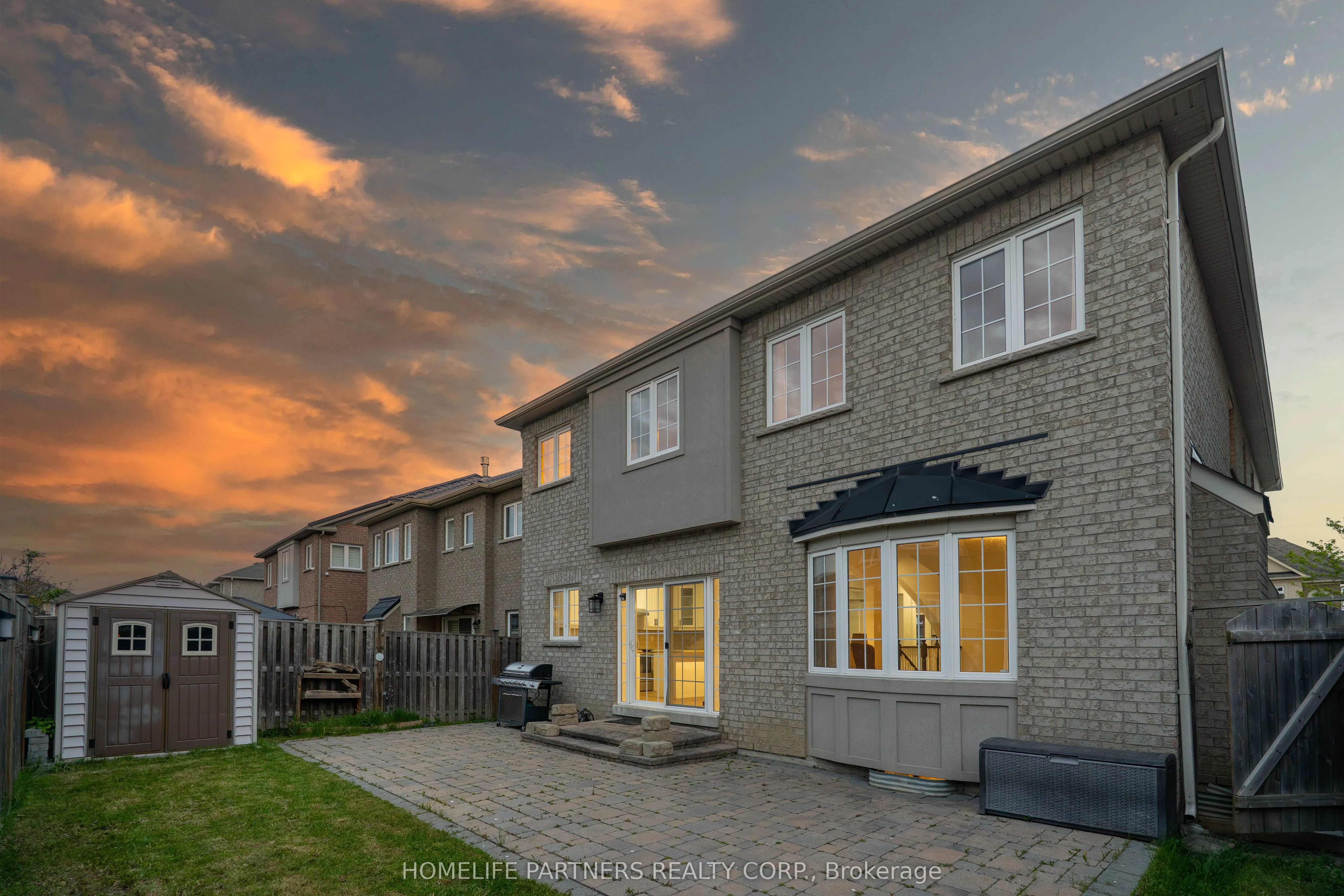 15 Oakhaven Road