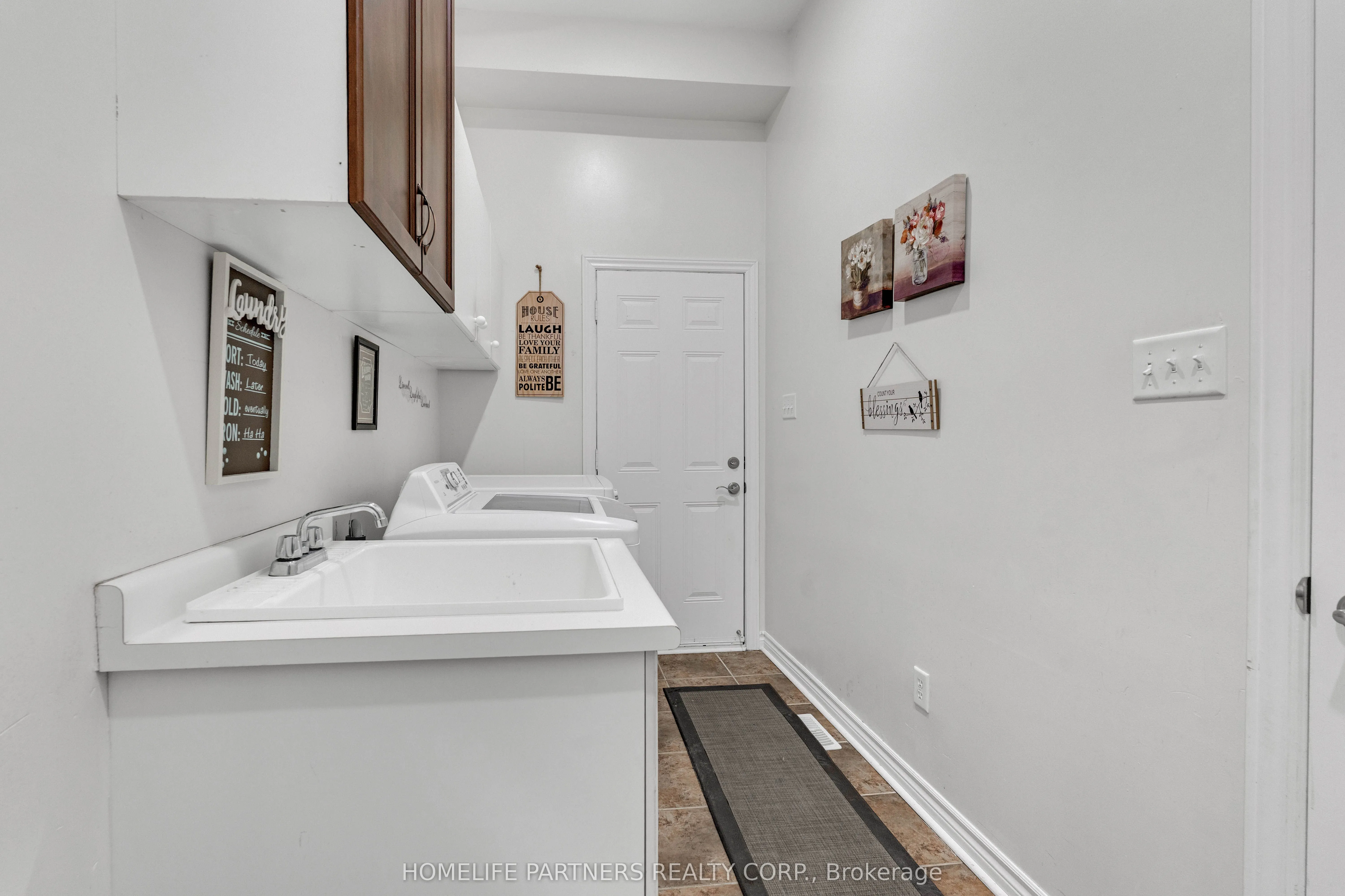 15 Oakhaven Road