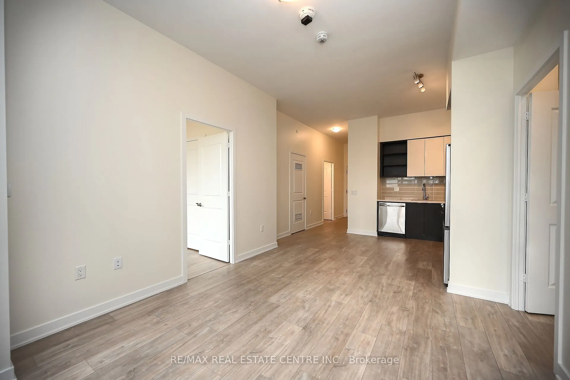 4655 Metcalfe Avenue #206