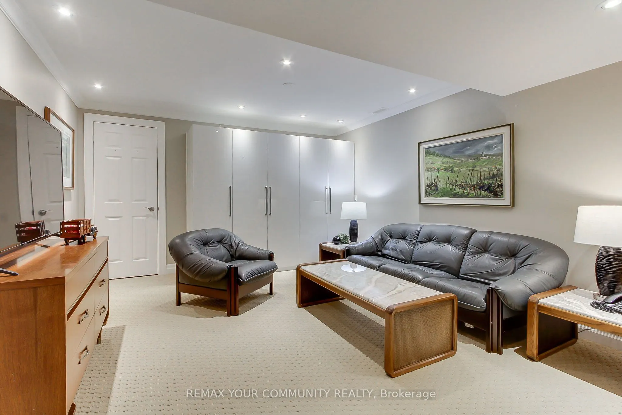 23 Reddington Drive #5
