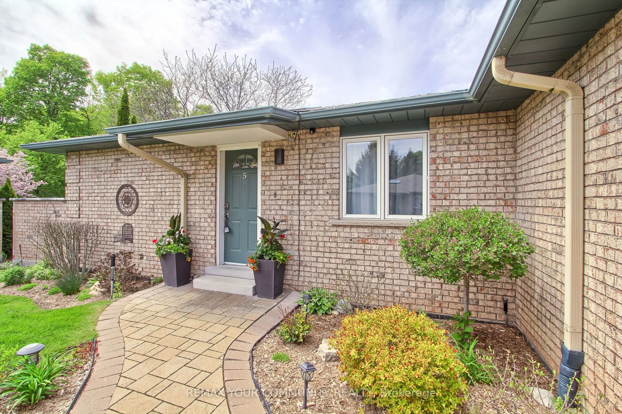 23 Reddington Drive #5