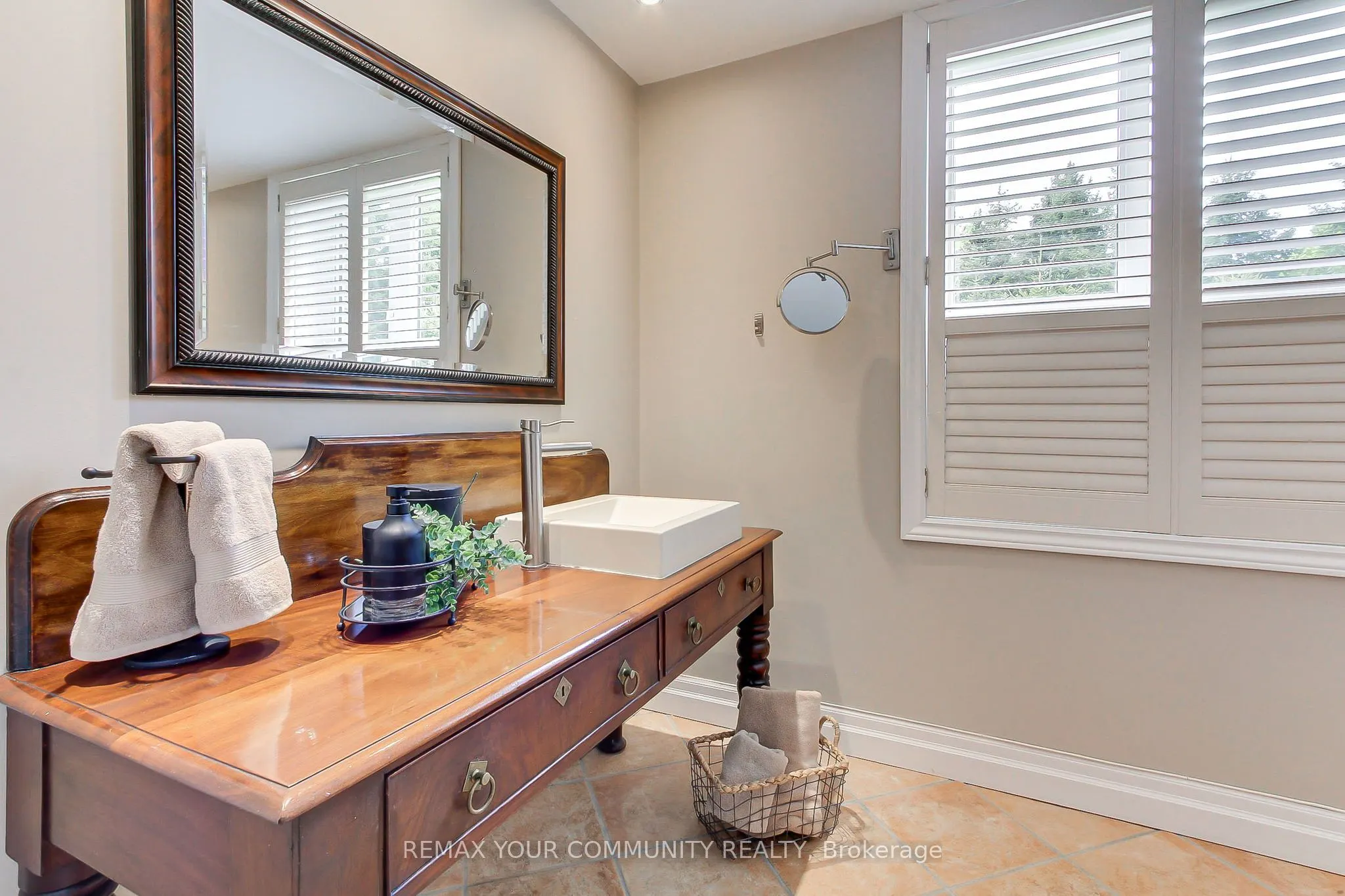 23 Reddington Drive #5