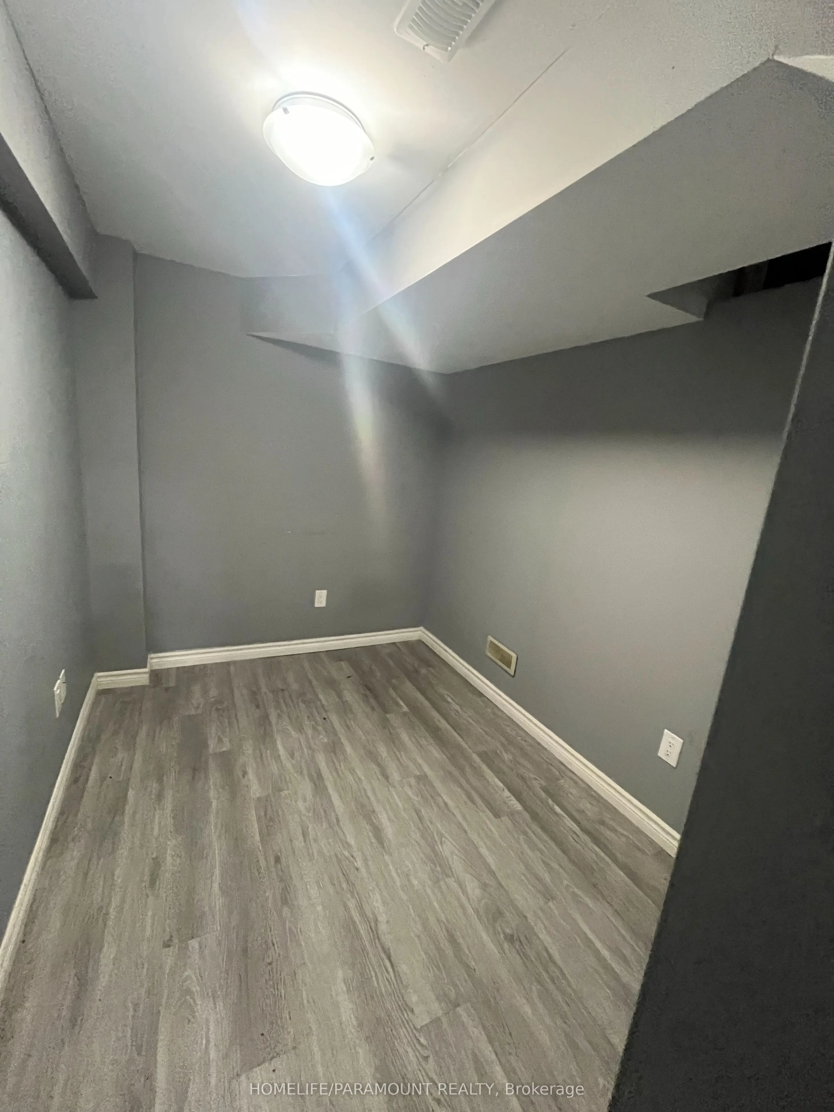 27 Lonestar Crescent
