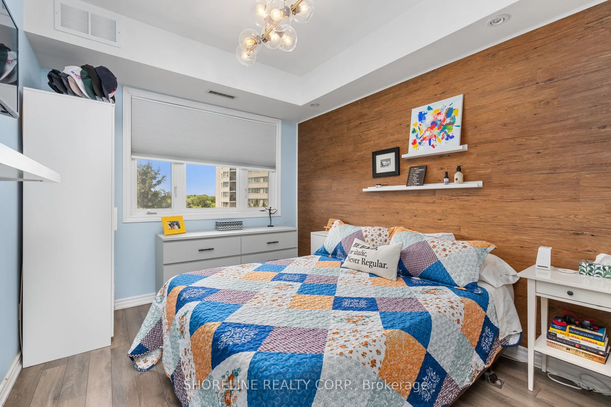 570 Lolita Gardens #401