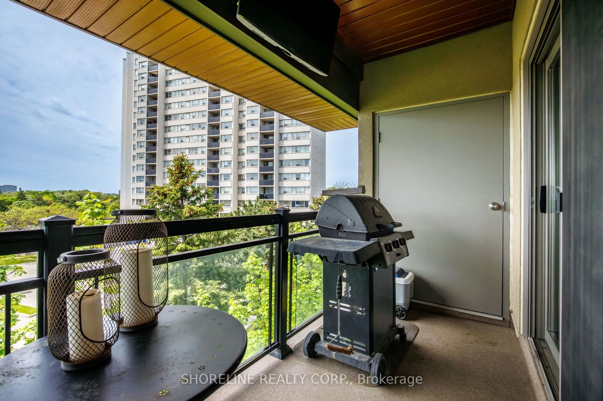 570 Lolita Gardens #401