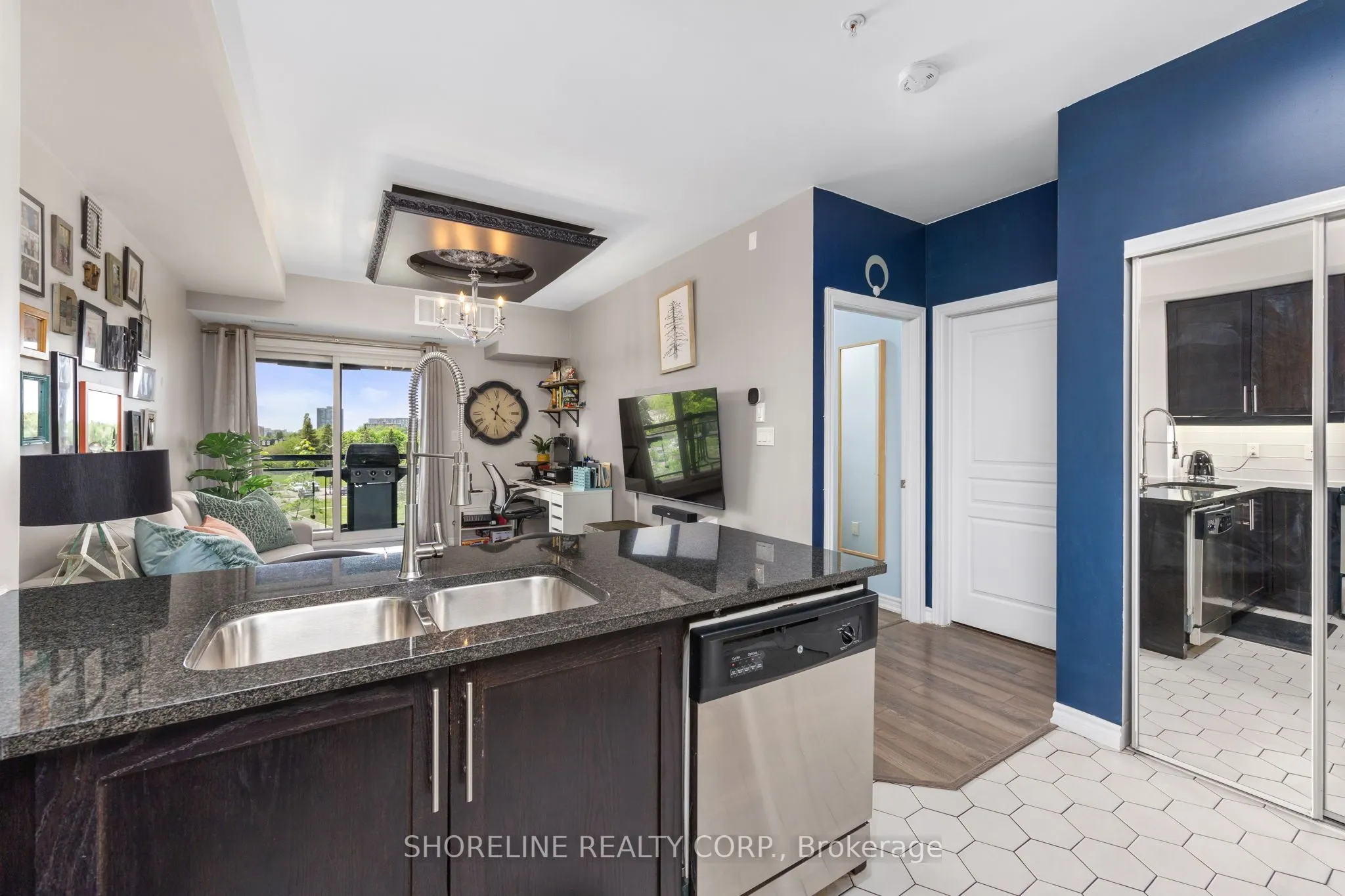 570 Lolita Gardens #401