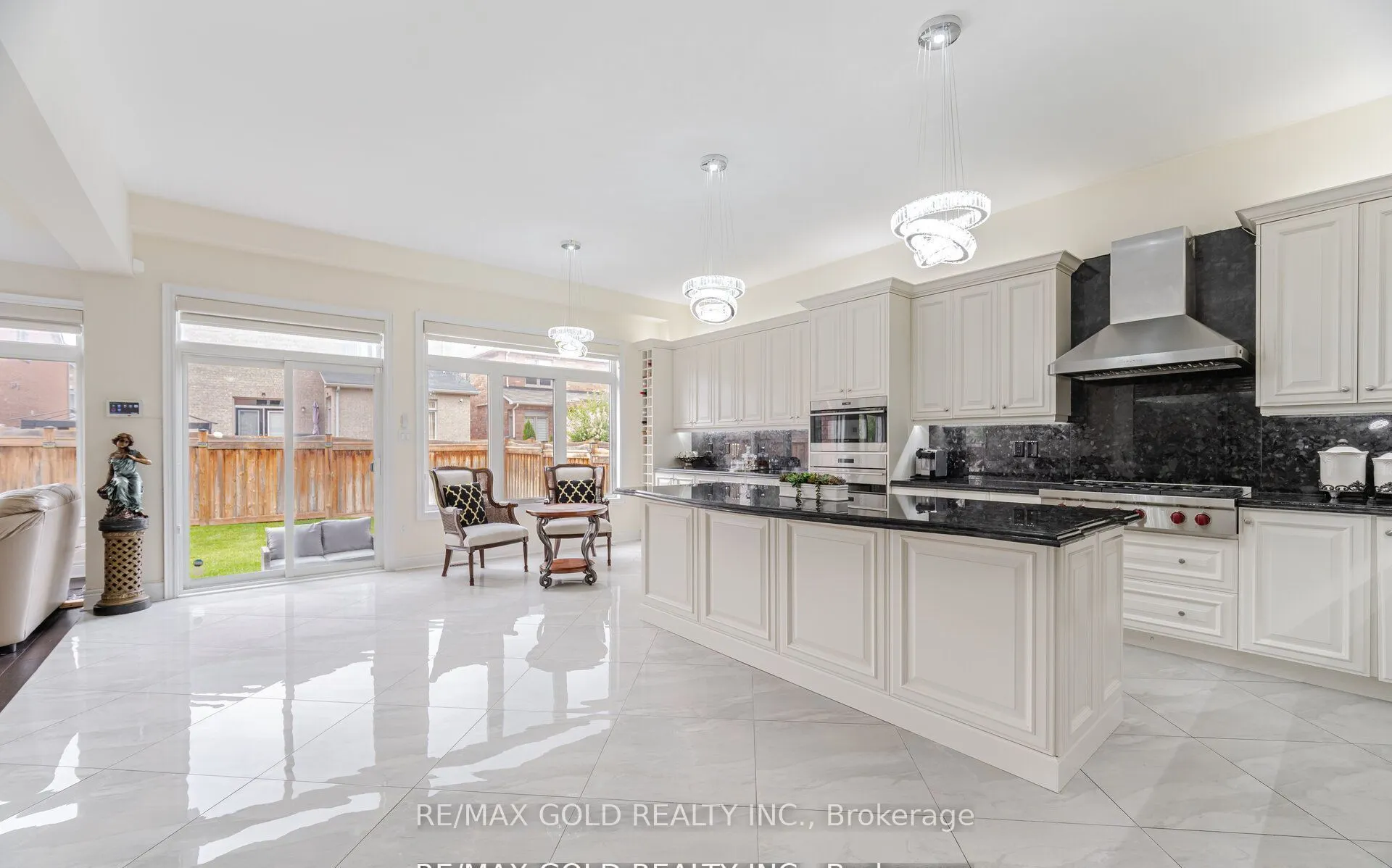 106 Rising Hill Ridge