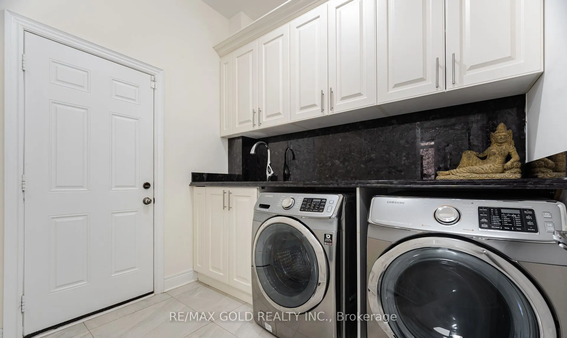 106 Rising Hill Ridge