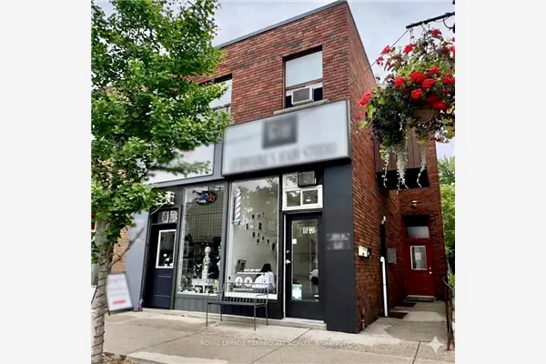 321 Lakeshore Road E