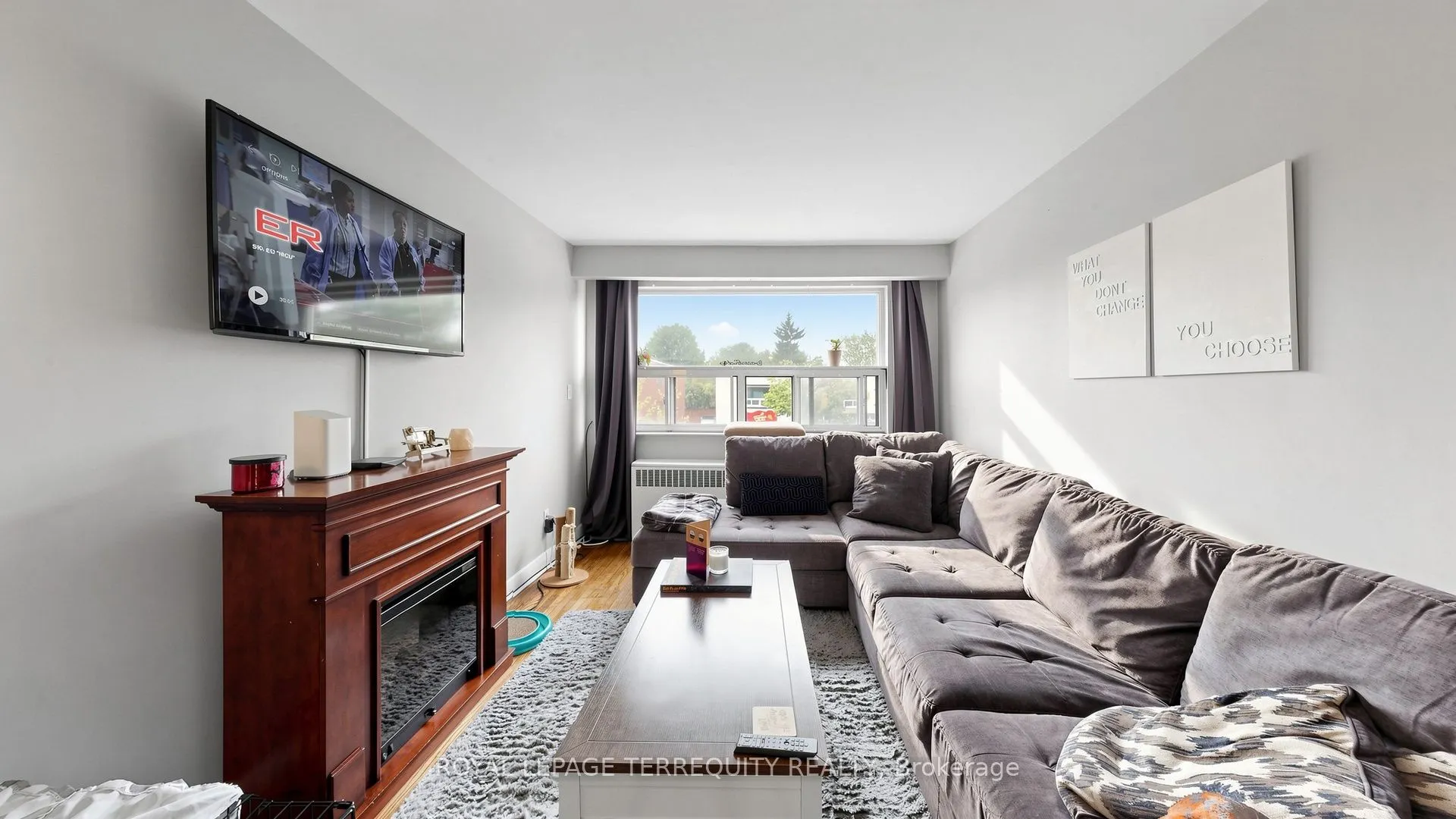321 Lakeshore Road E