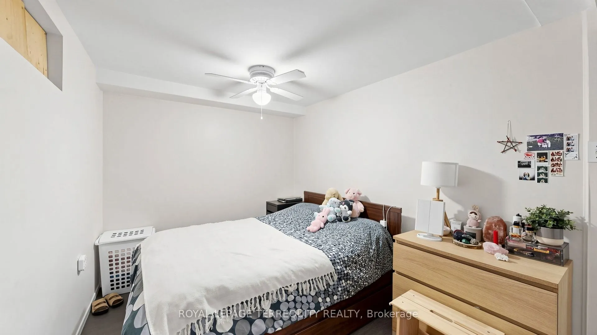 321 Lakeshore Road E