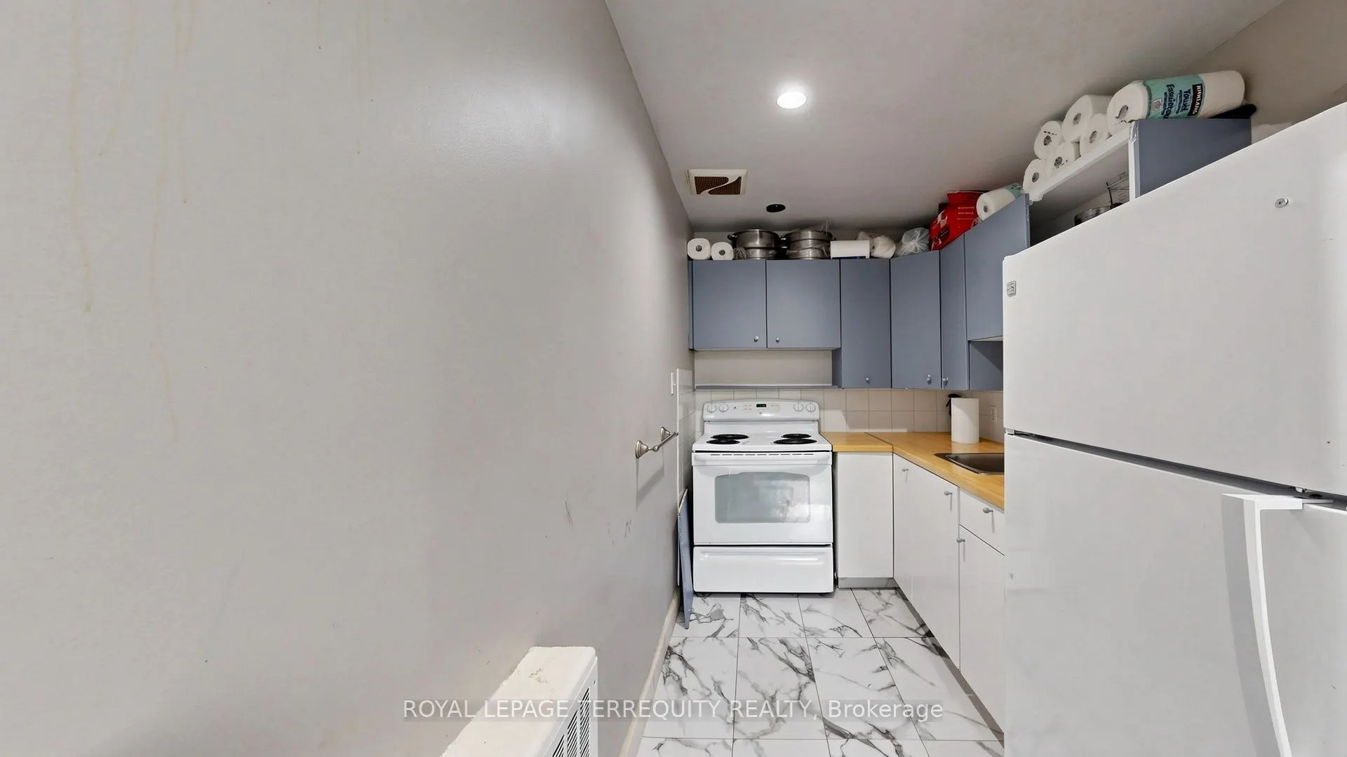 321 Lakeshore Road E