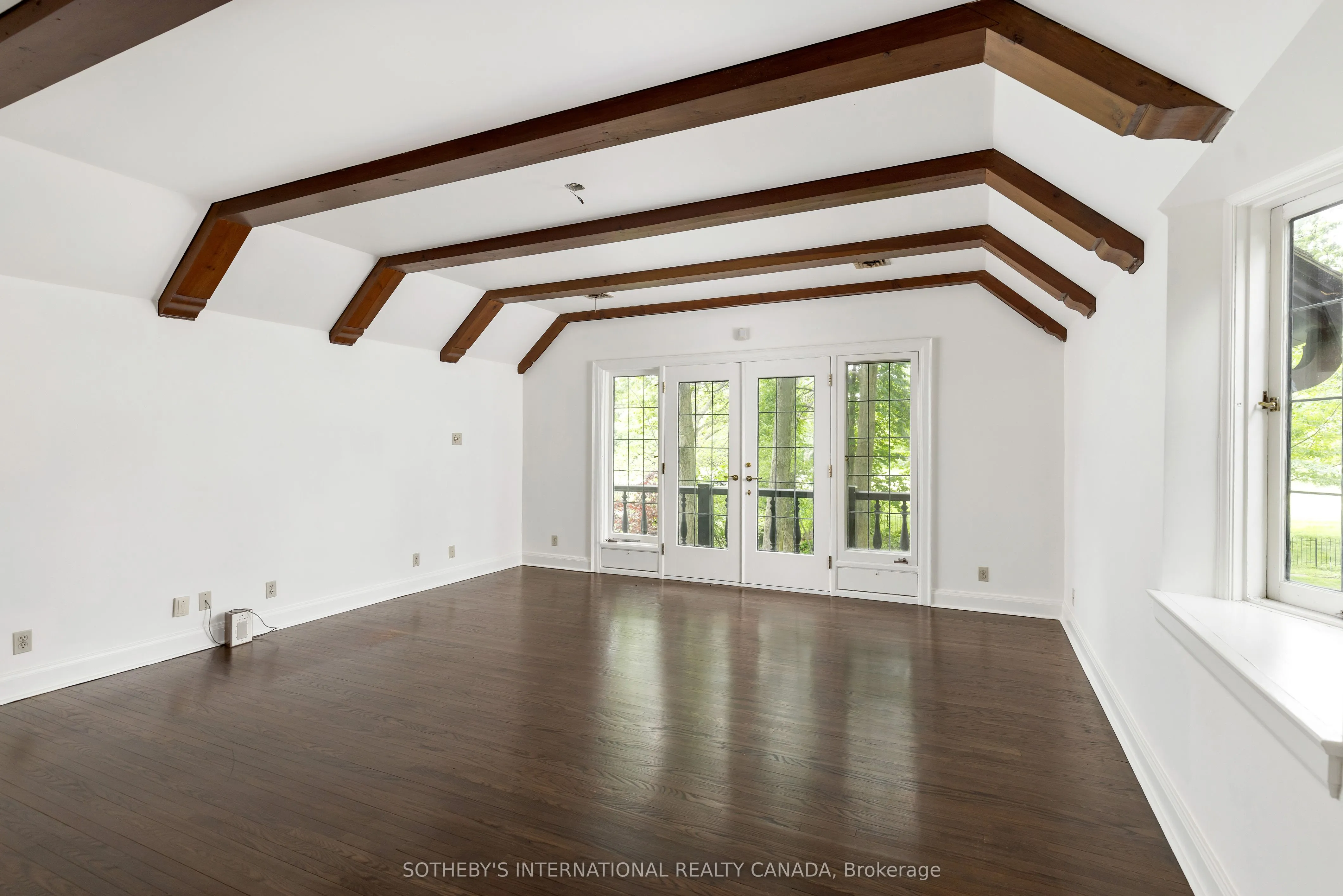 38 Edenbrook Hill