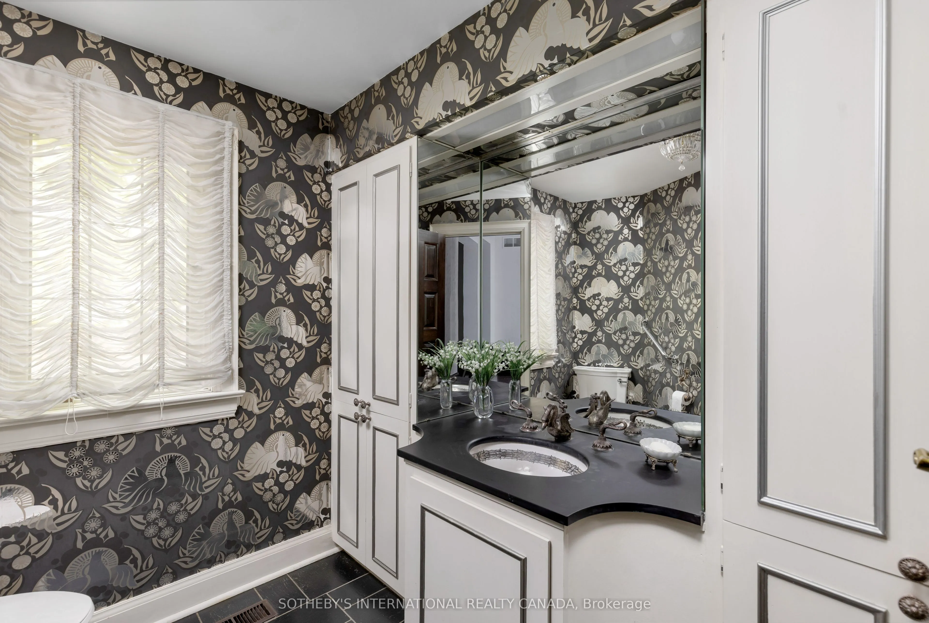38 Edenbrook Hill