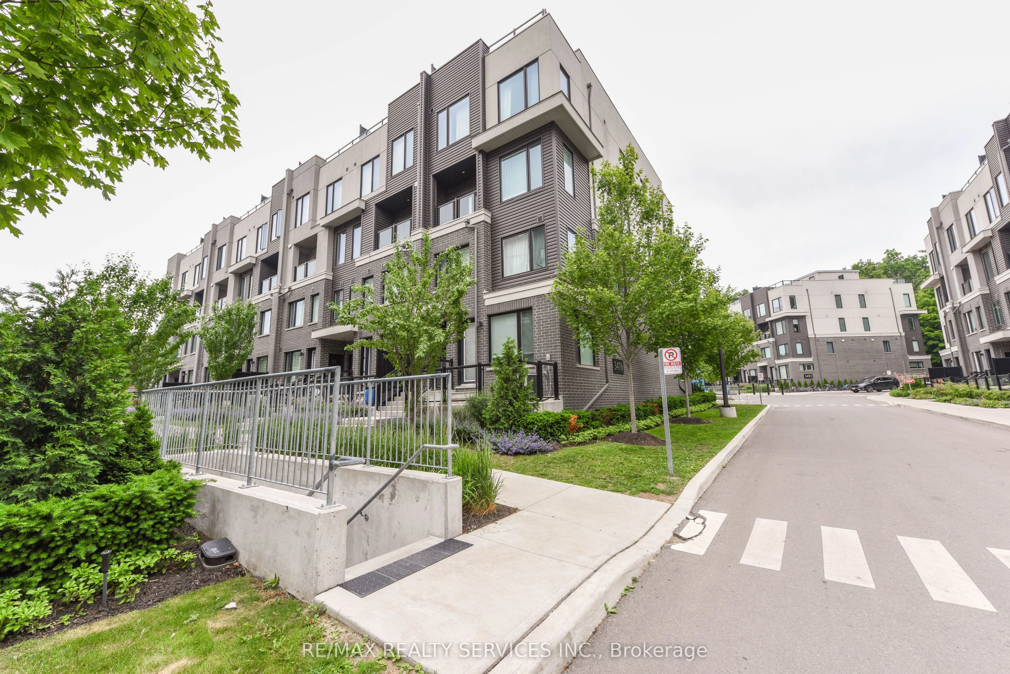3476 Widdicombe Way #8