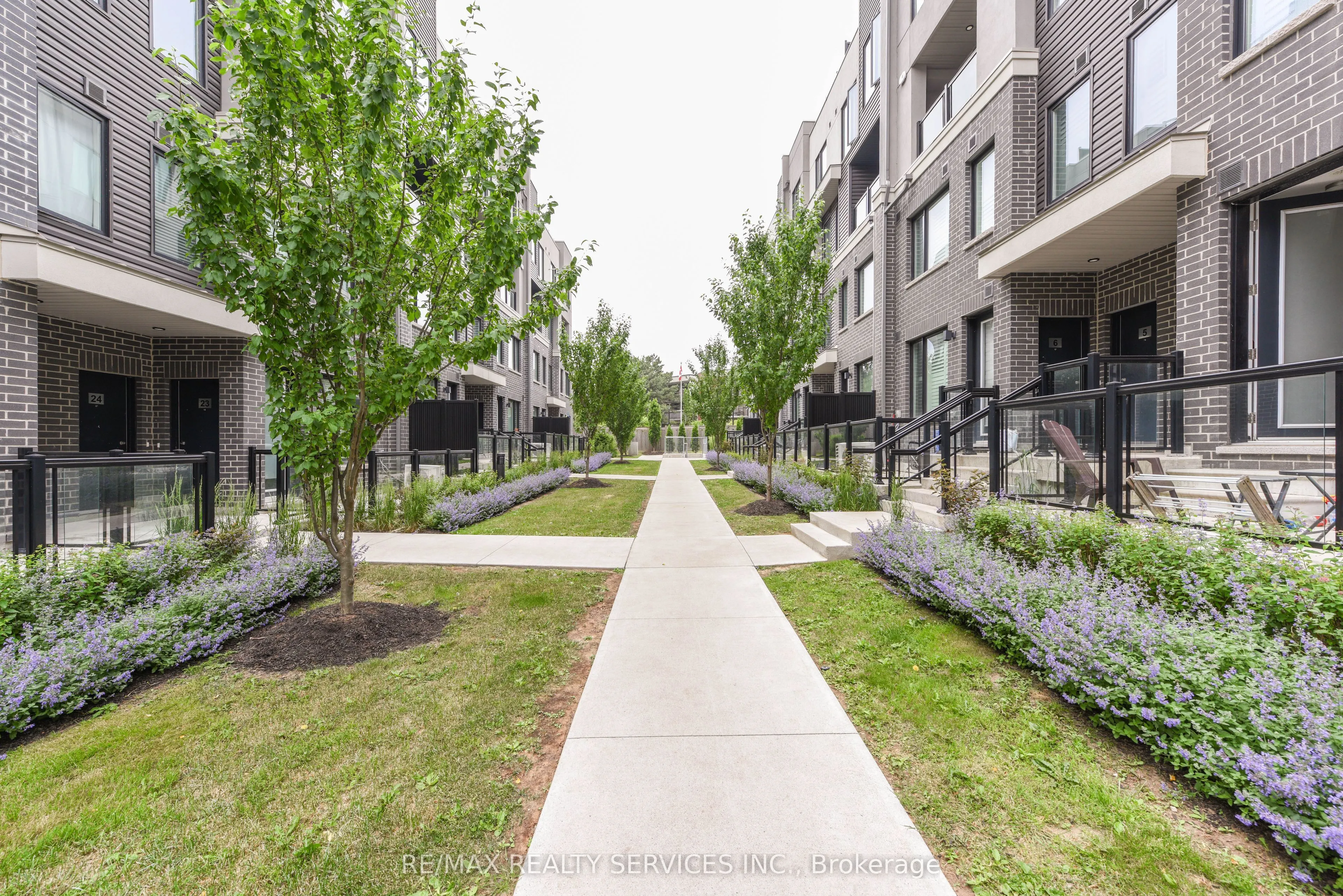 3476 Widdicombe Way #8