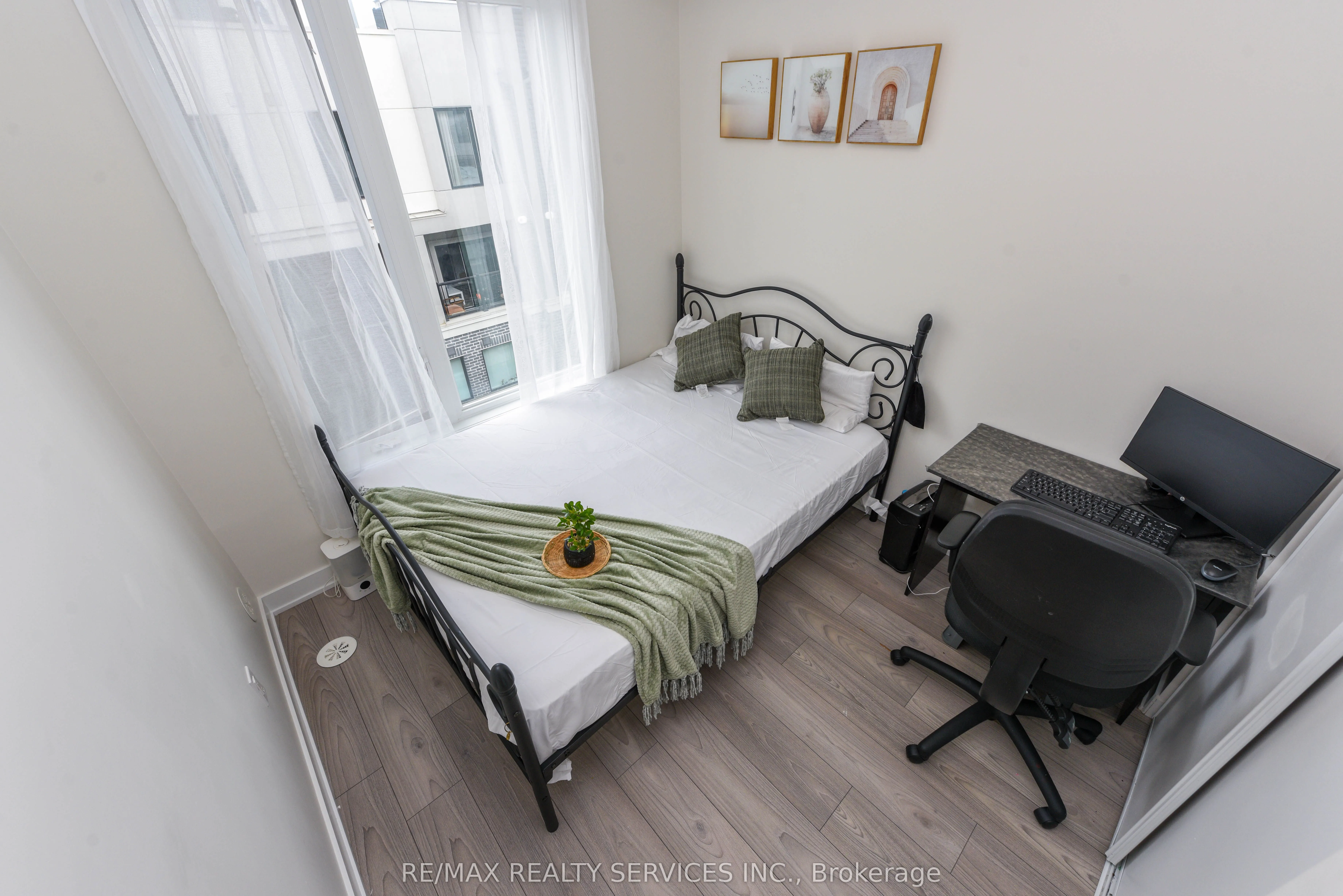 3476 Widdicombe Way #8