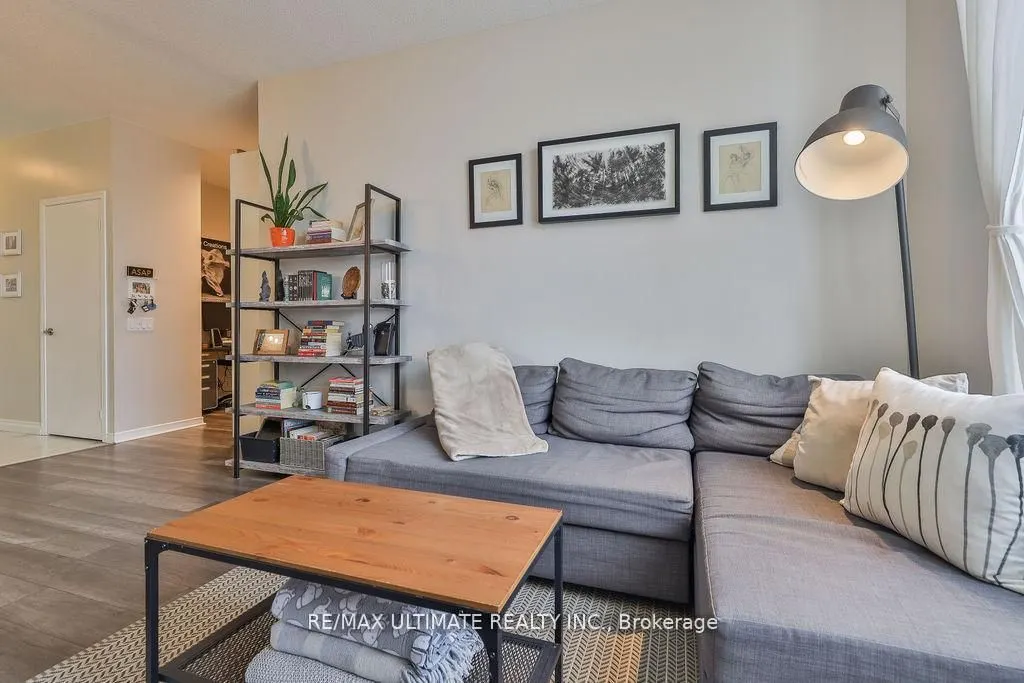 60 Heintzman Street #2404