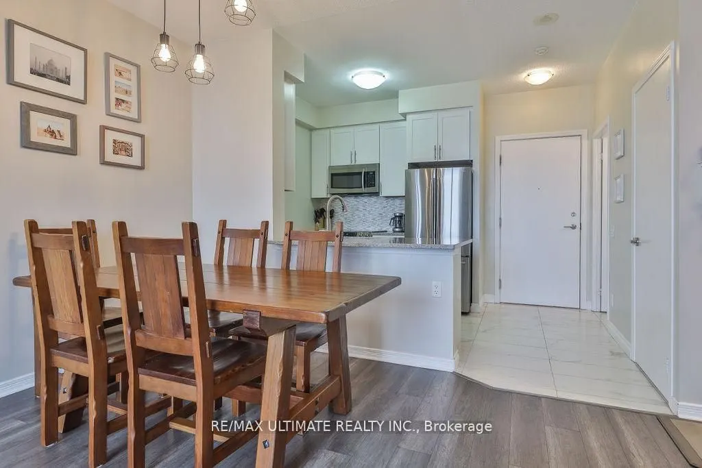 60 Heintzman Street #2404