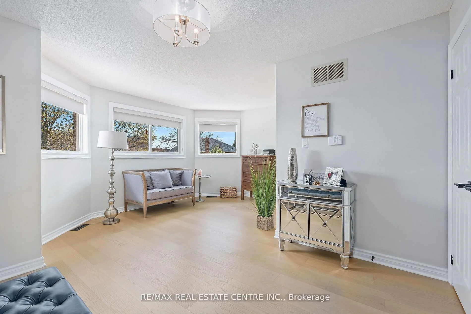 20 Nixon Crescent